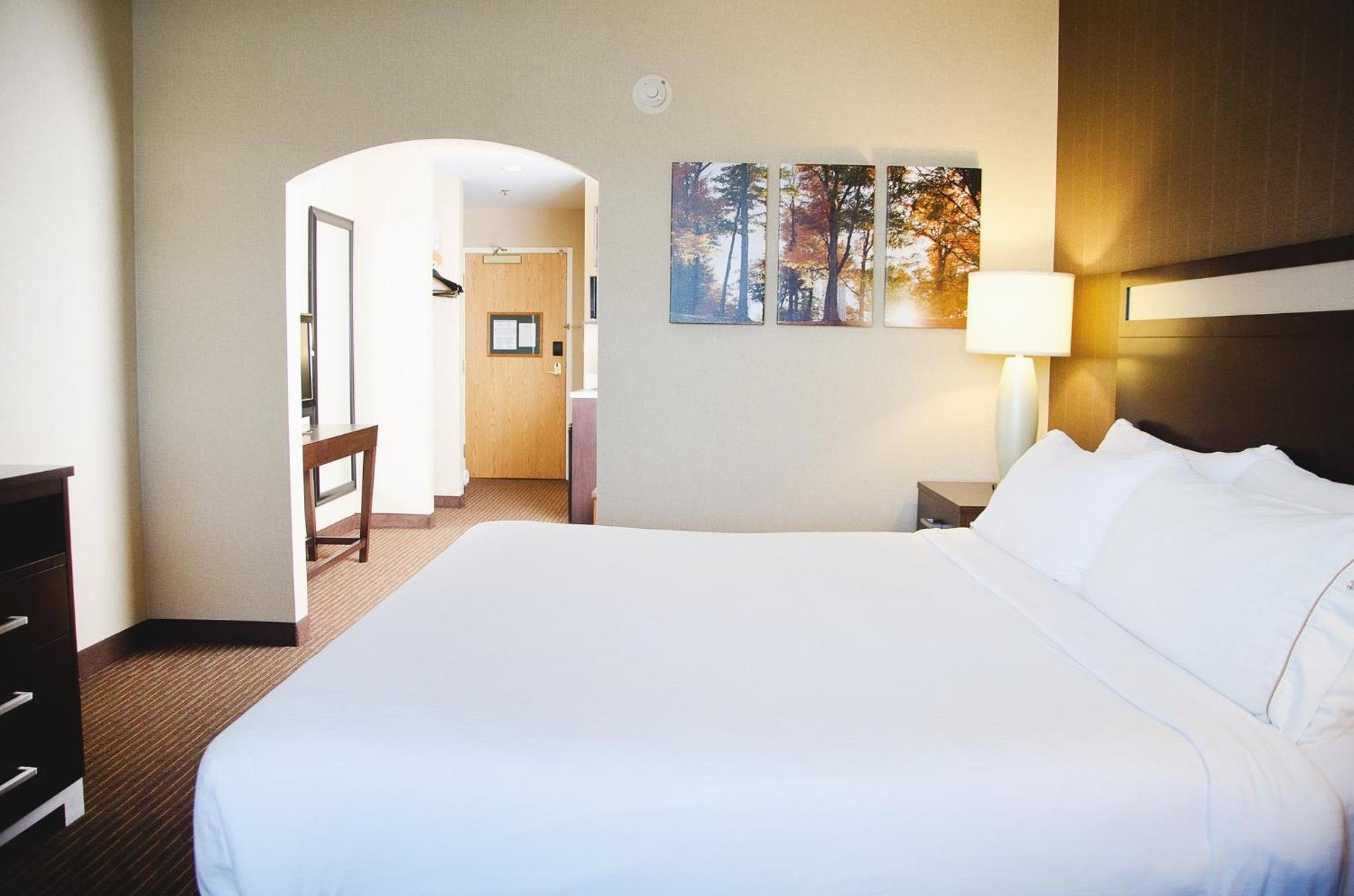 Watertown Vacations - Holiday Inn Express Hotel  Suites Watertown - Thousand Islands, an IHG Hotel - Property Image 45