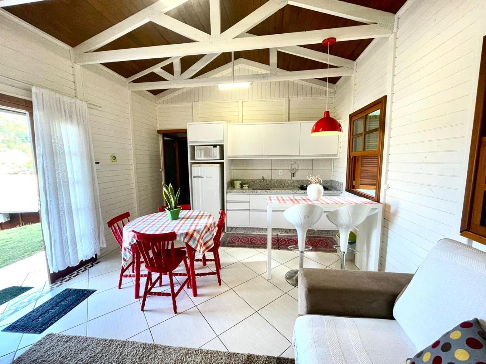 Cabana com piscina - 5 min a pé da praia - Porto Belo