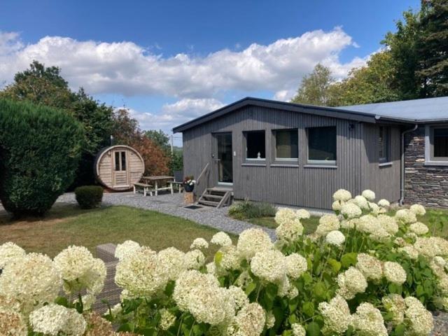 Chalet des Campanules avec Sauna view 4