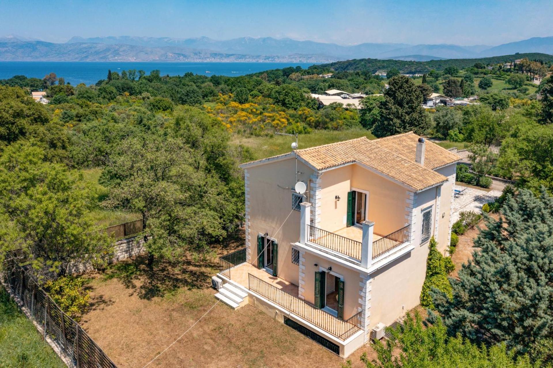 Villa Marily by Villa Plus