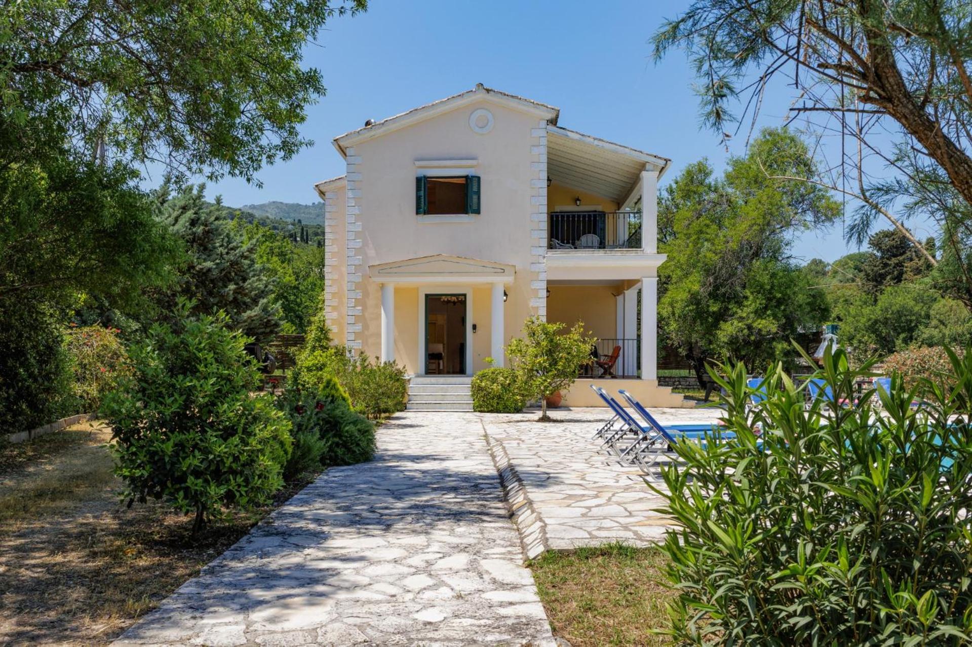 Villa Marily by Villa Plus