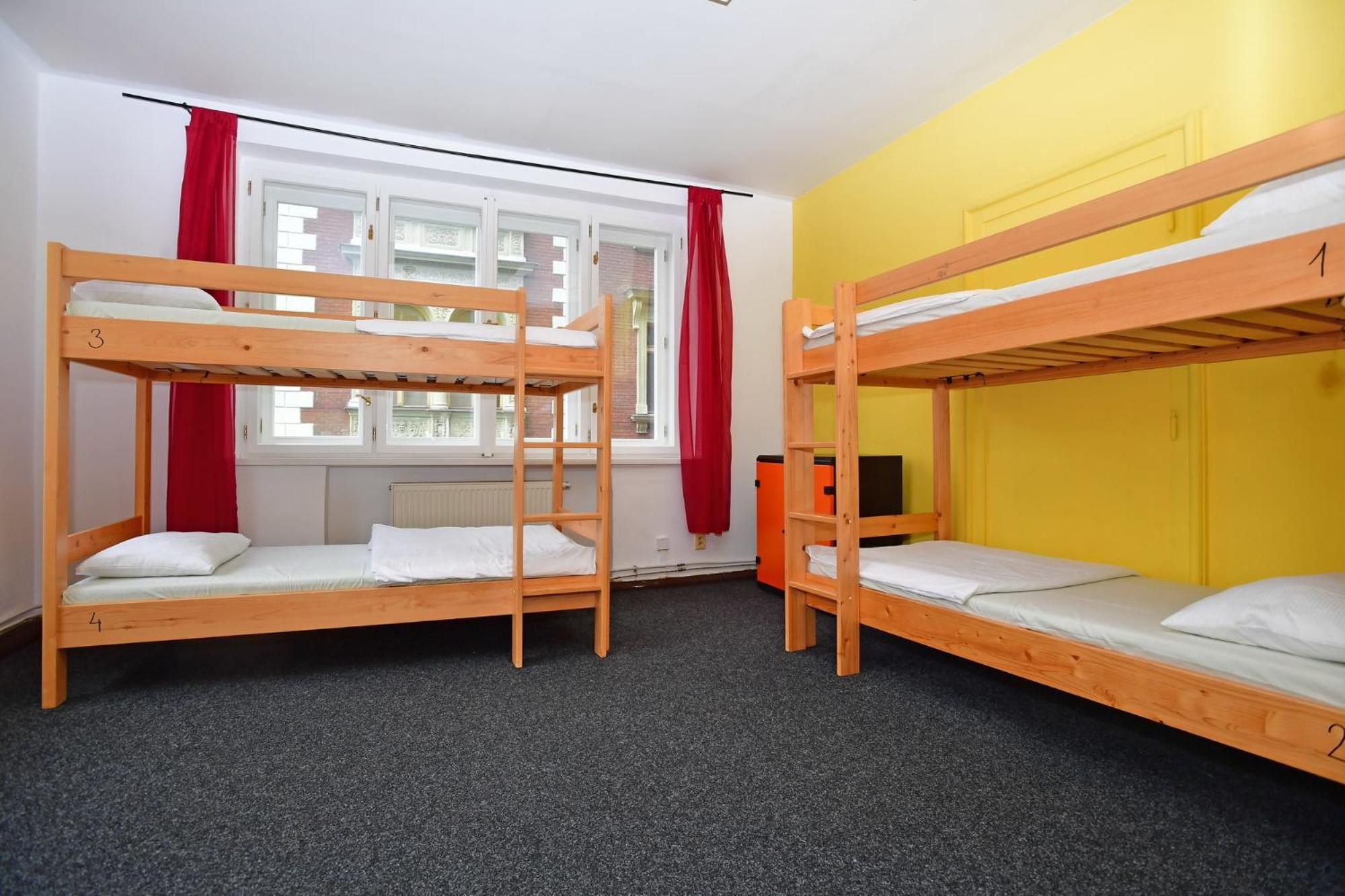 Benedikt City Center Hostel