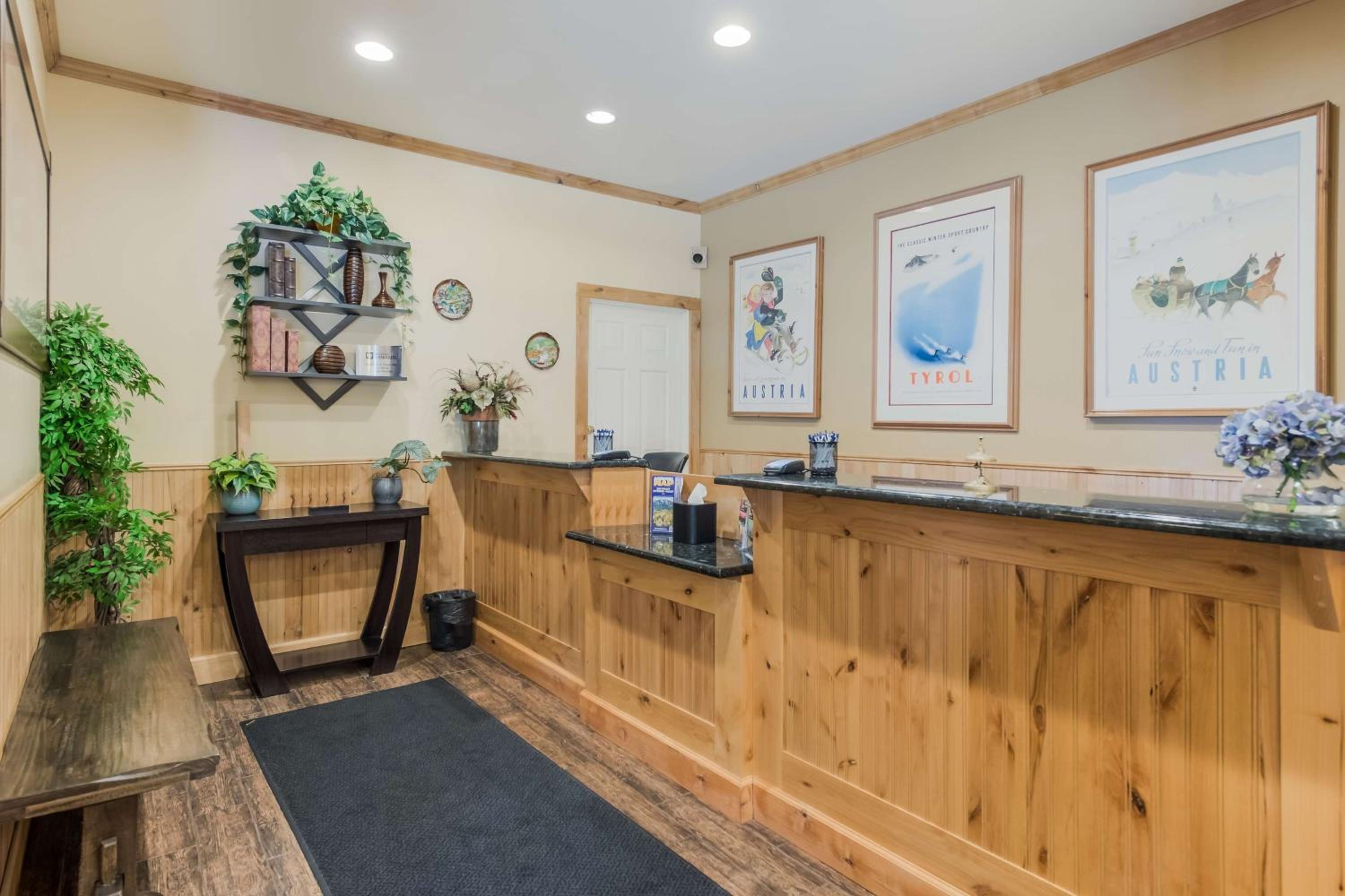 Ketchum Vacations - Best Western Tyrolean Lodge - Property Image 21