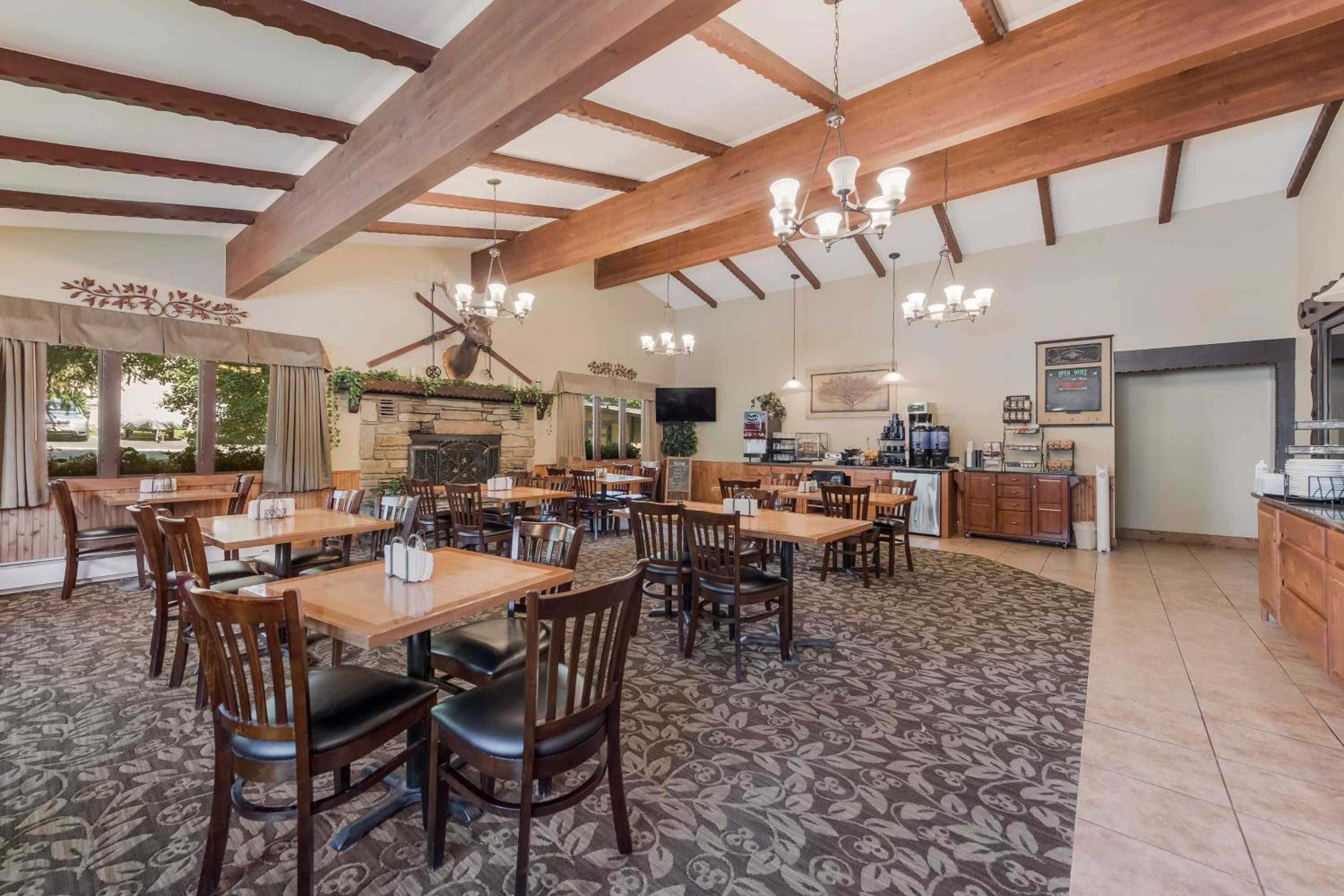 Ketchum Vacations - Best Western Tyrolean Lodge - Property Image 19