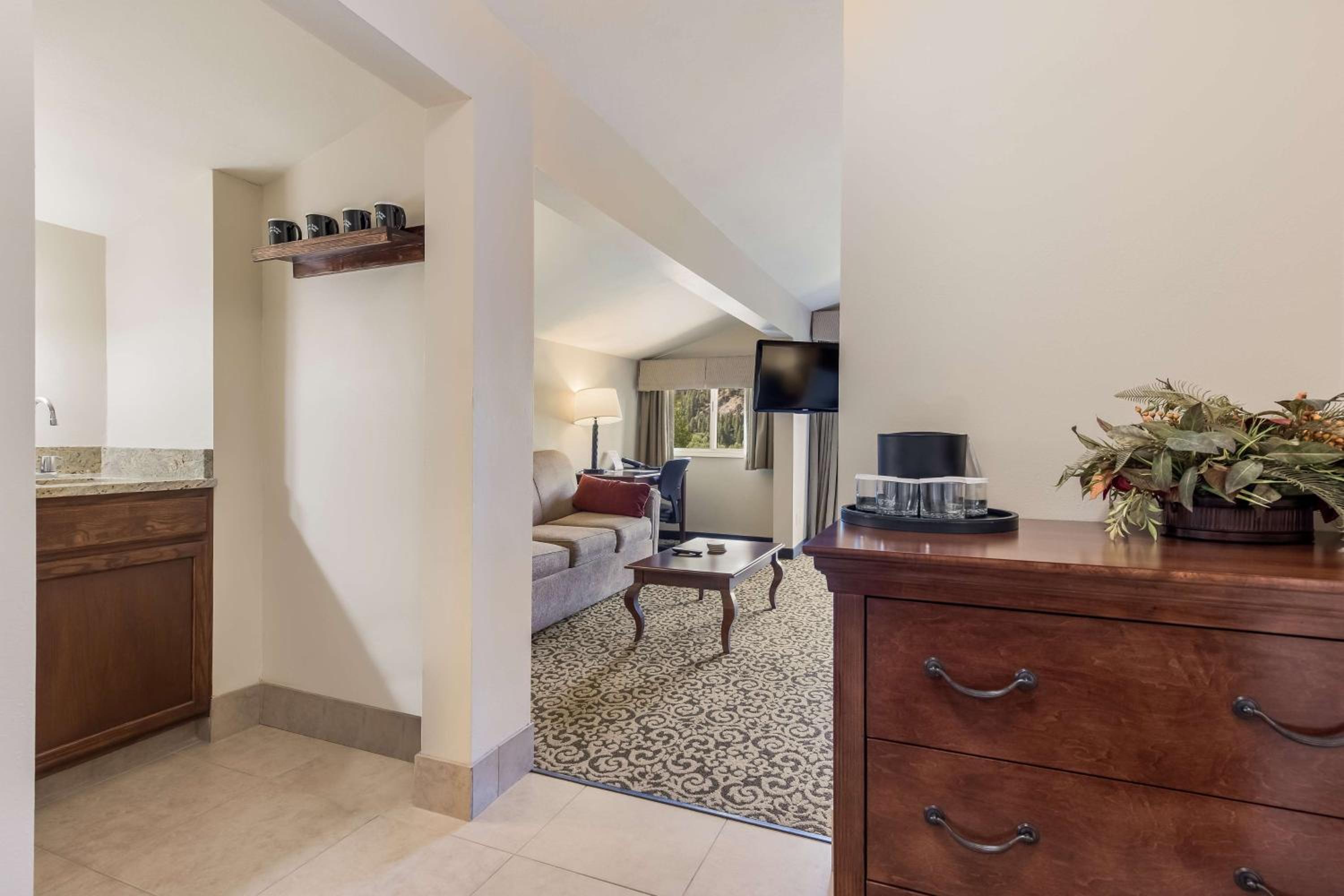 Ketchum Vacations - Best Western Tyrolean Lodge - Property Image 32