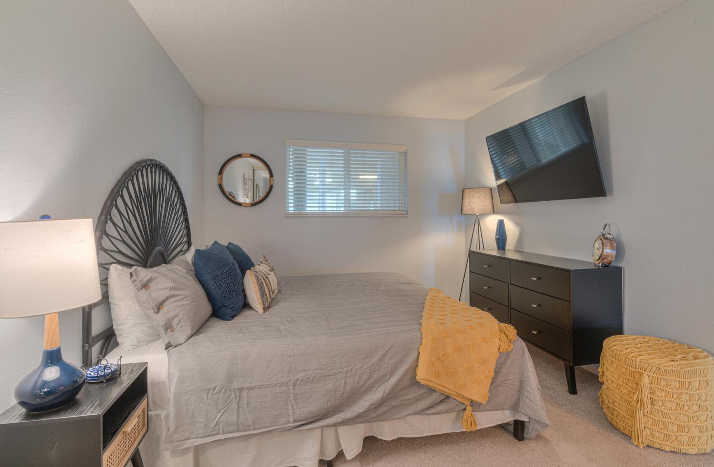 Surftides Plaza Rentals