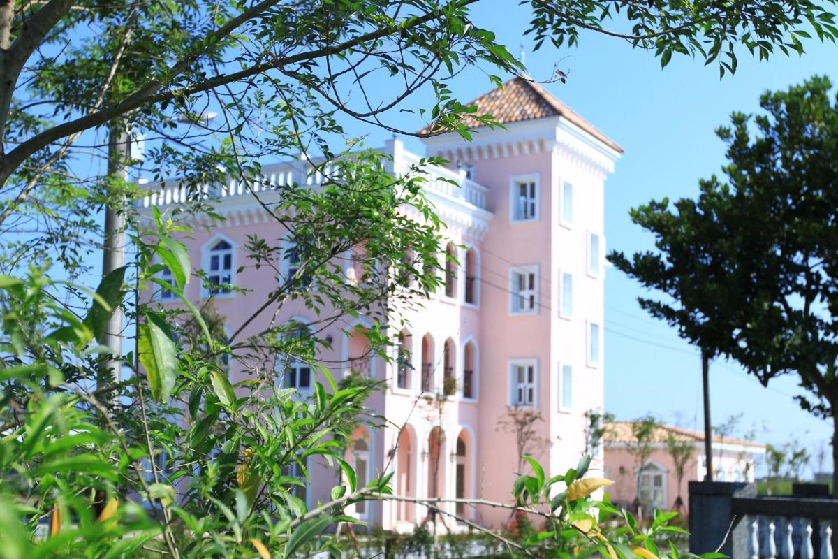 Sigma Castle