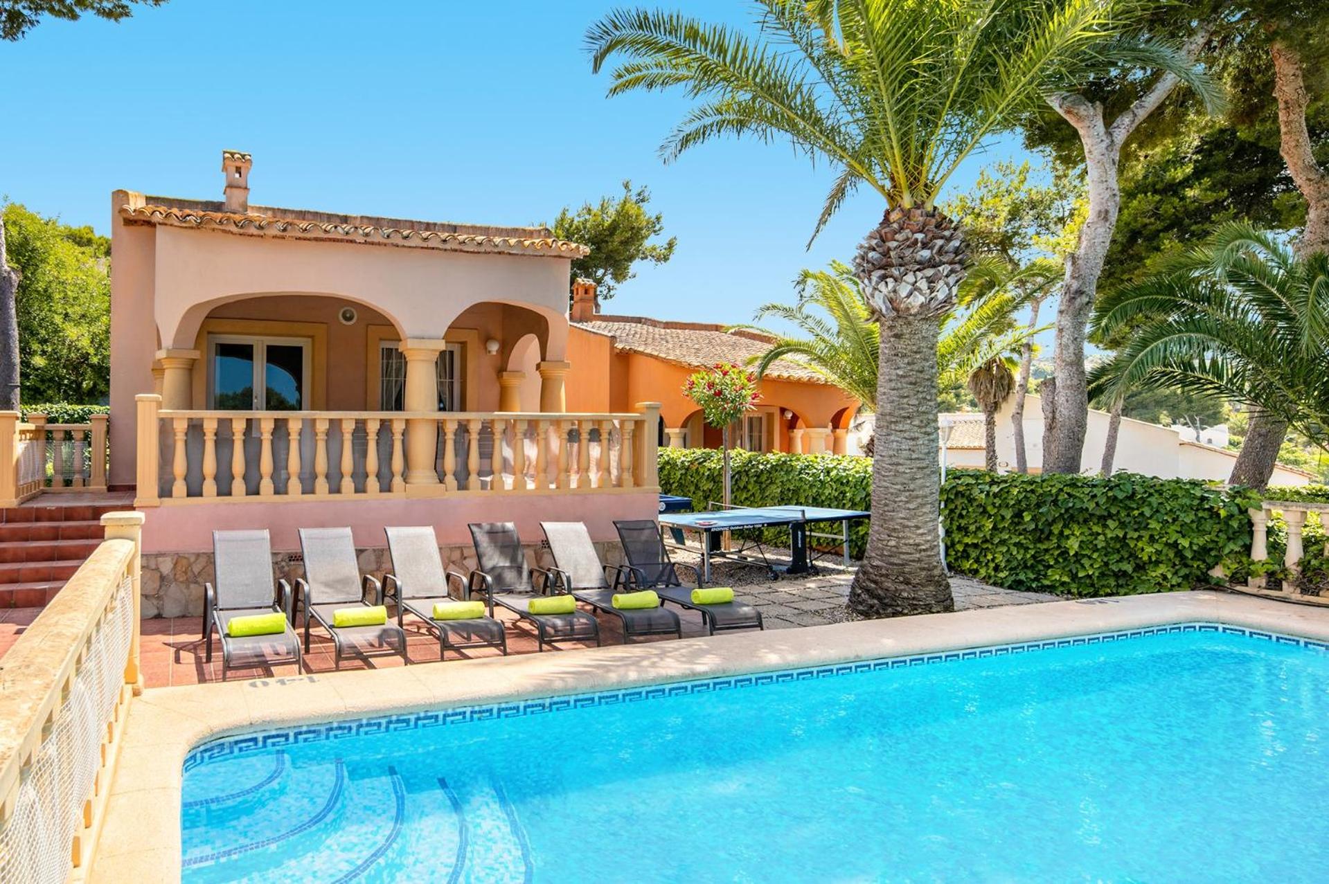 Villa Nectar Blanco by Villa Plus
