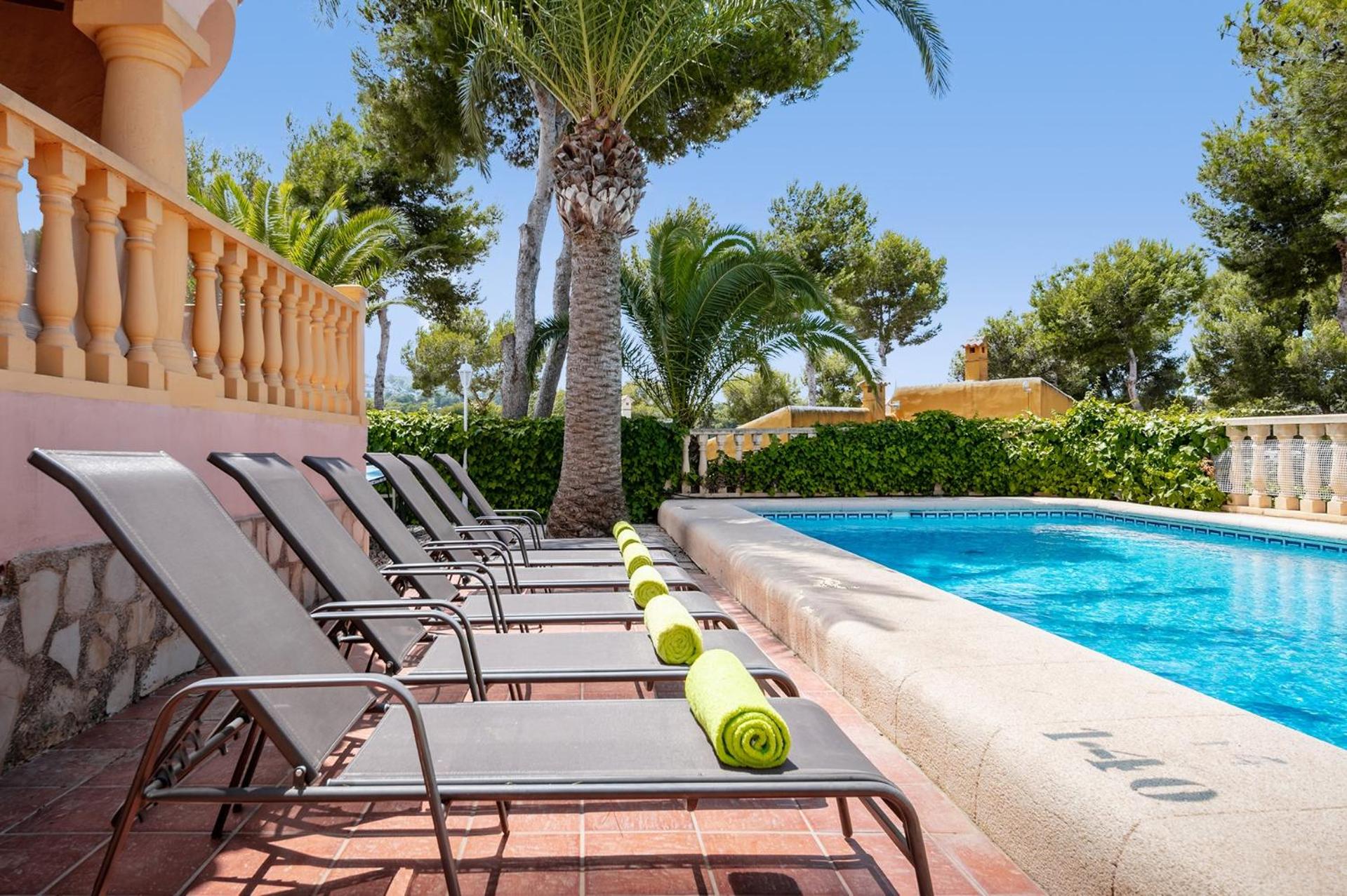 Villa Nectar Blanco by Villa Plus