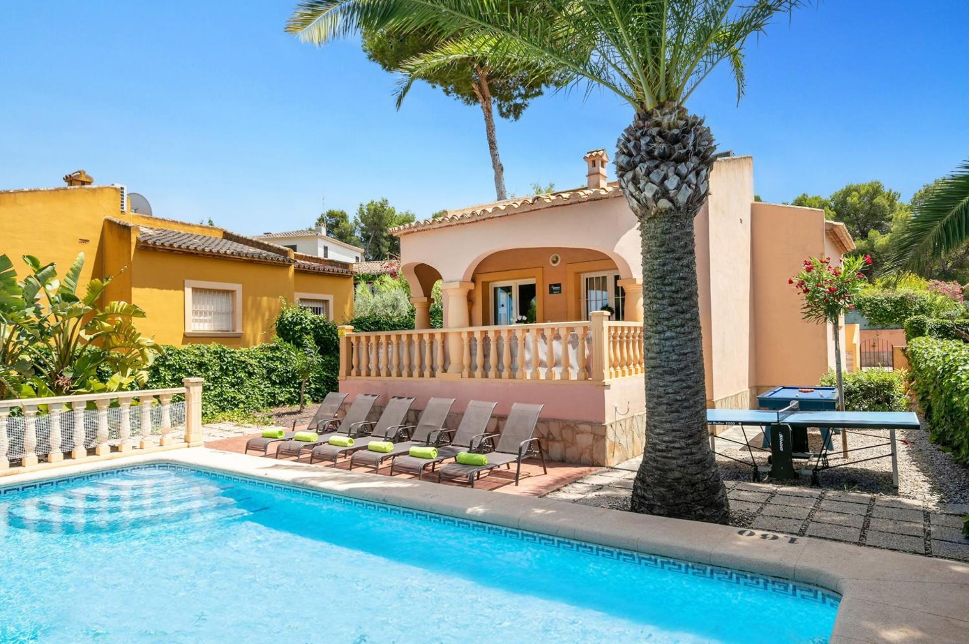 Villa Nectar Blanco by Villa Plus