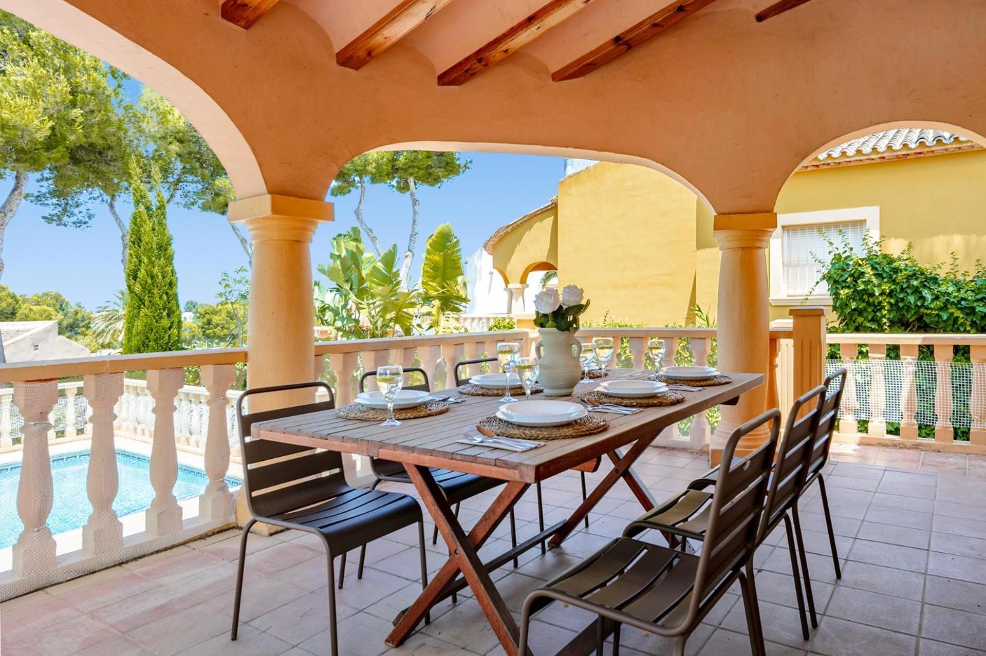 Villa Nectar Blanco by Villa Plus
