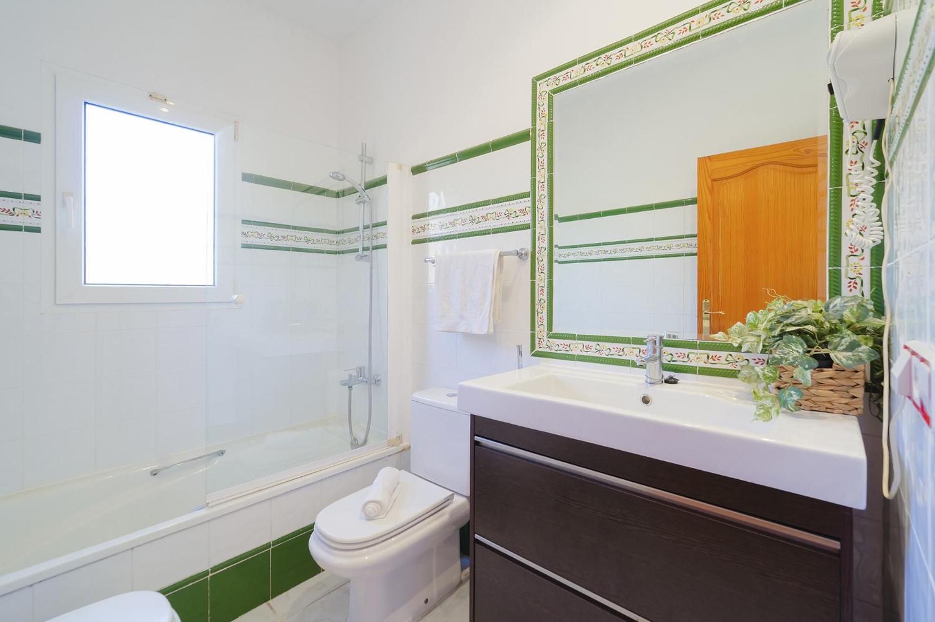 Villa Nectar Blanco by Villa Plus