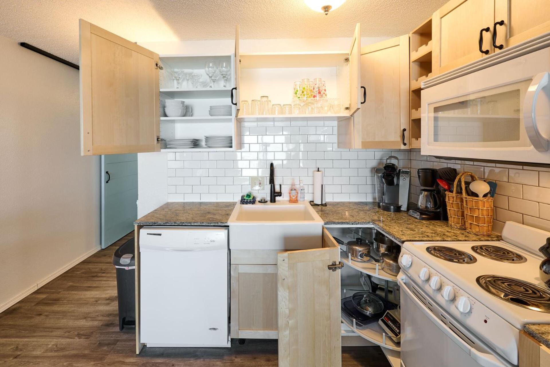 Surftides Plaza Rentals