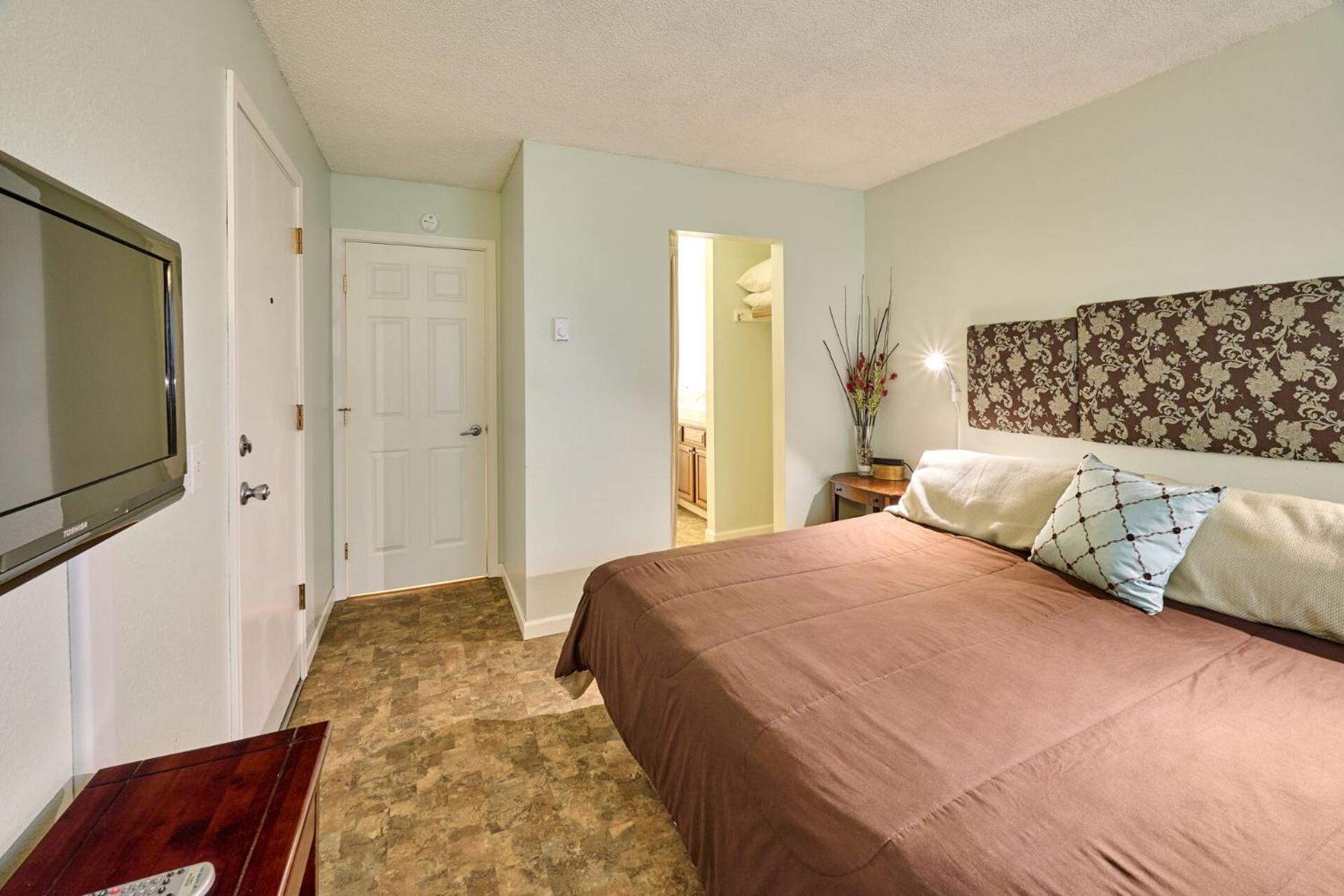 Surftides Plaza Rentals