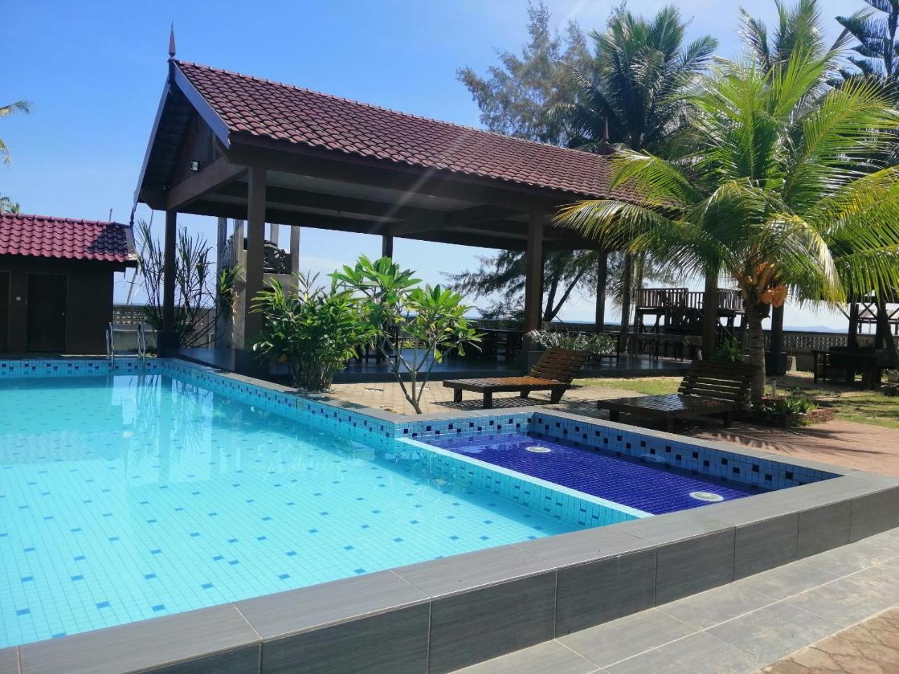 Bayu Beach Penarek
