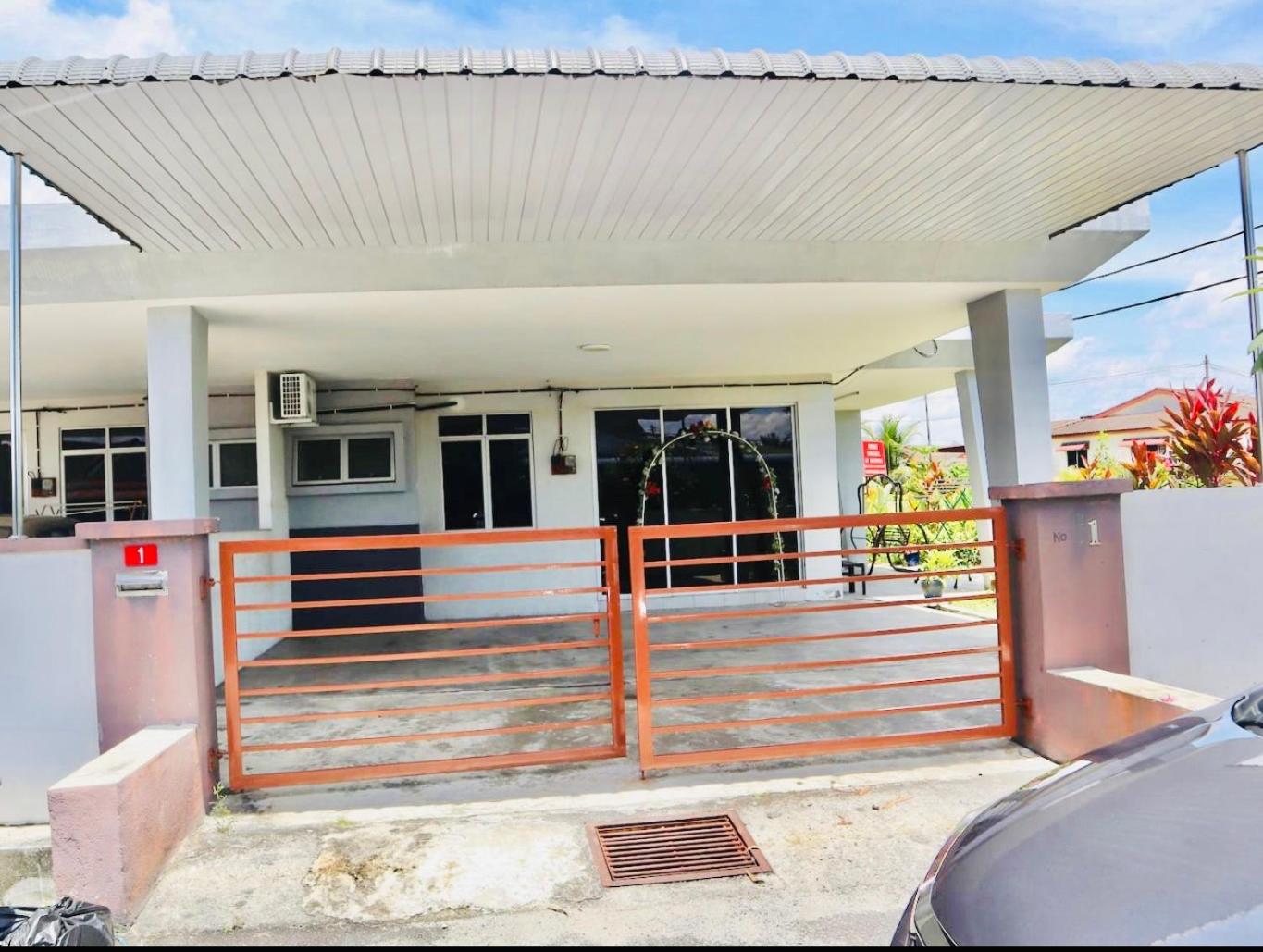 Homestay Lestary near Taiping Fast WIFI Netflix