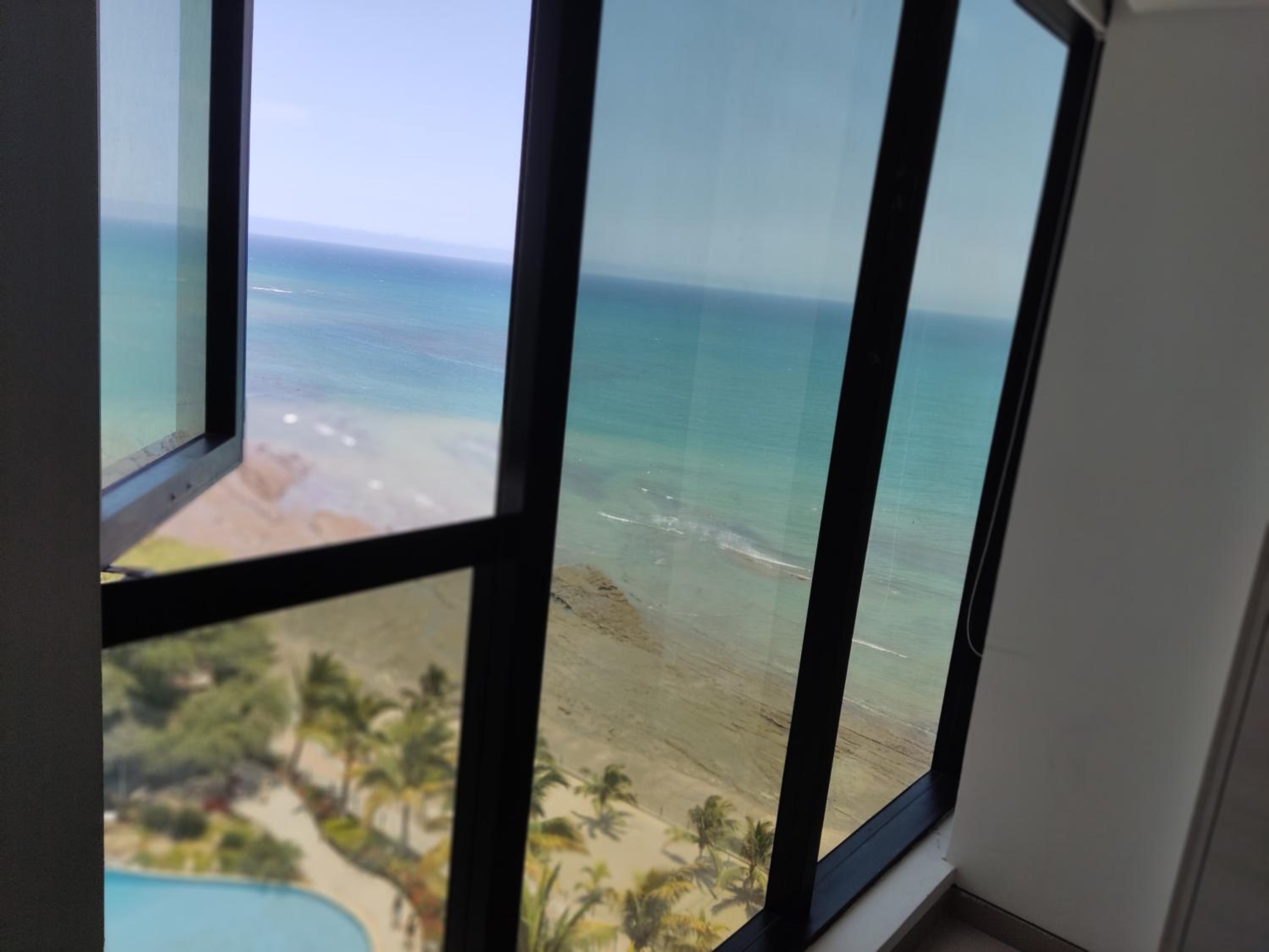 Departamento Suite frente al mar Poseidon Manta view 4