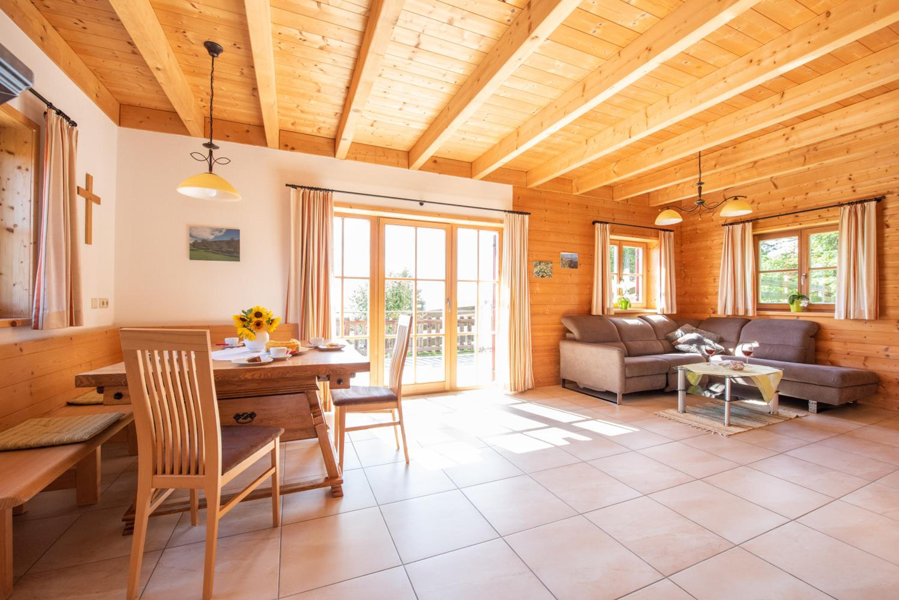 Ferienhaus mit Panoramaausblick und Sauna - 3 SZ
