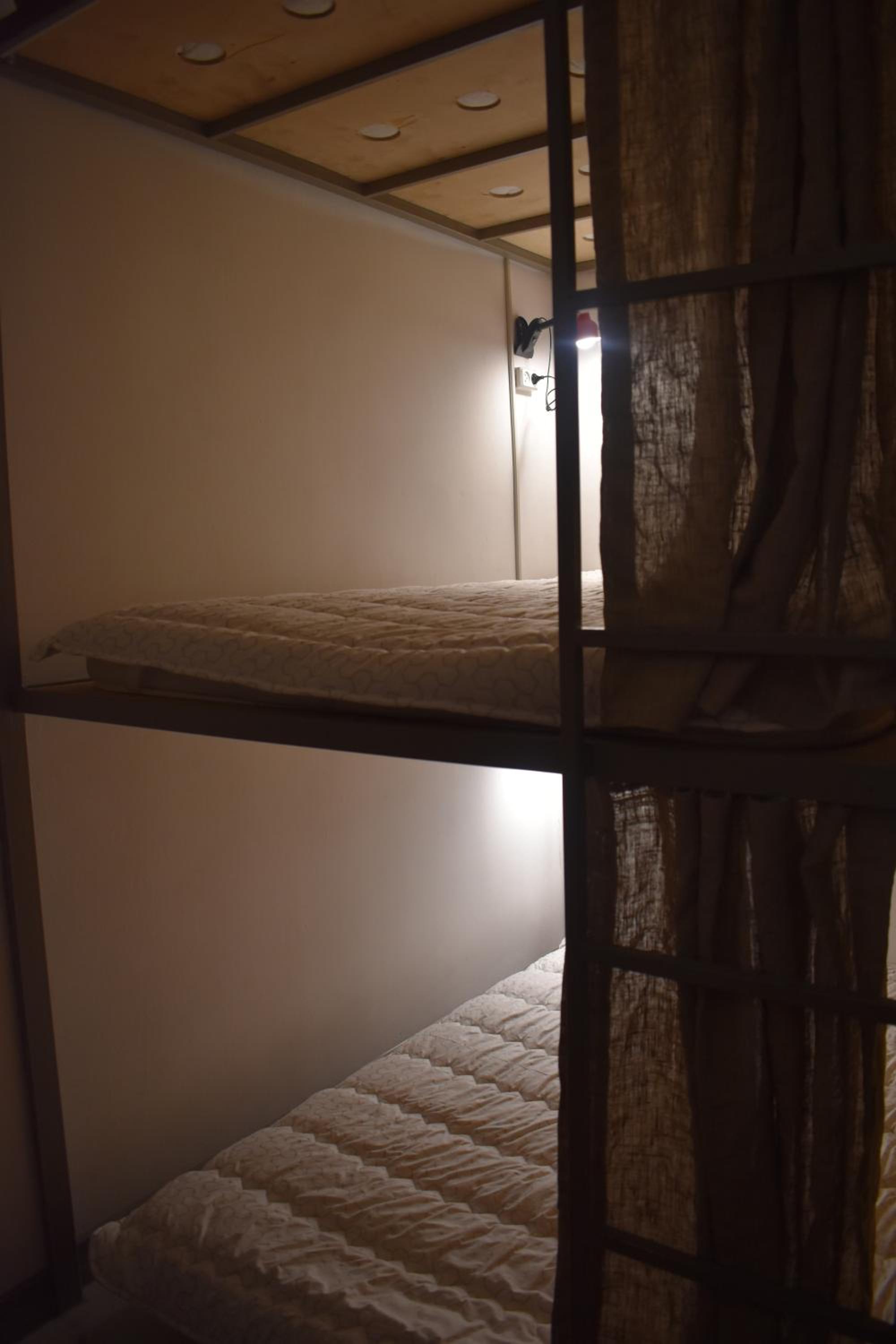 SLEEP STUDIO Hostel