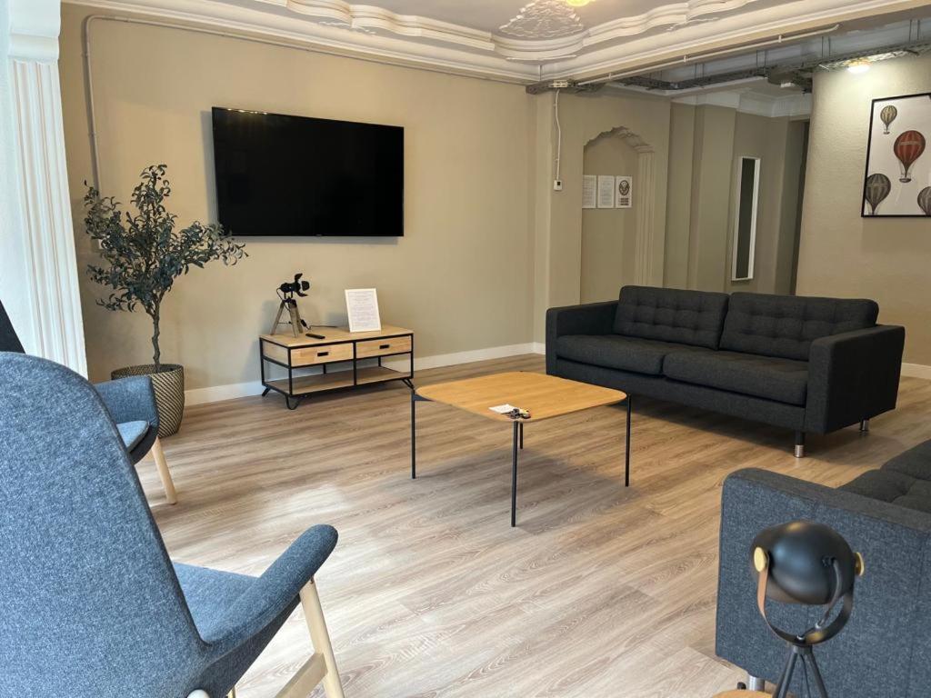 lounge