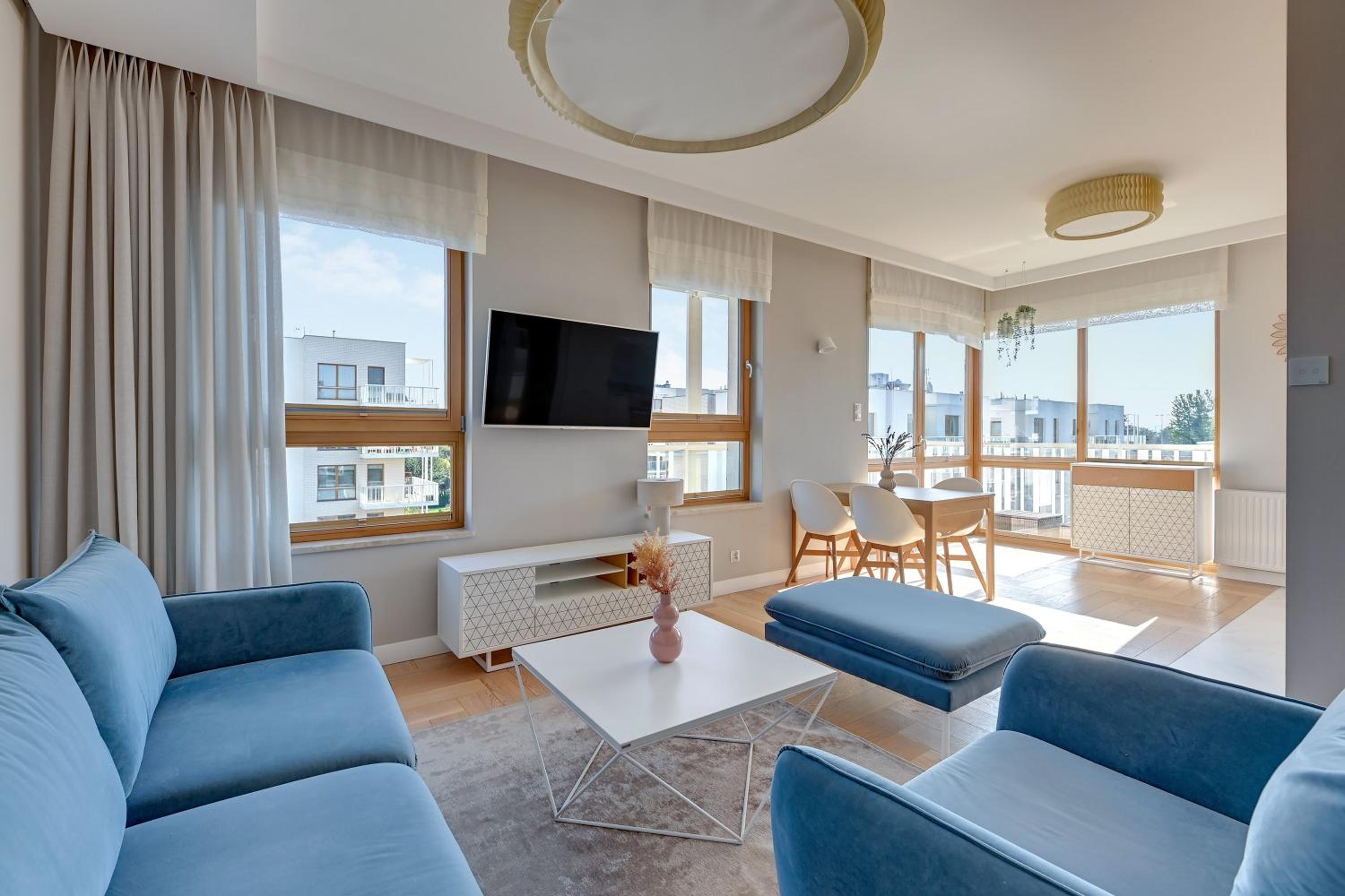 Mila Baltica Seaside, Sauna, Gym & Parking by Downtown Apartments