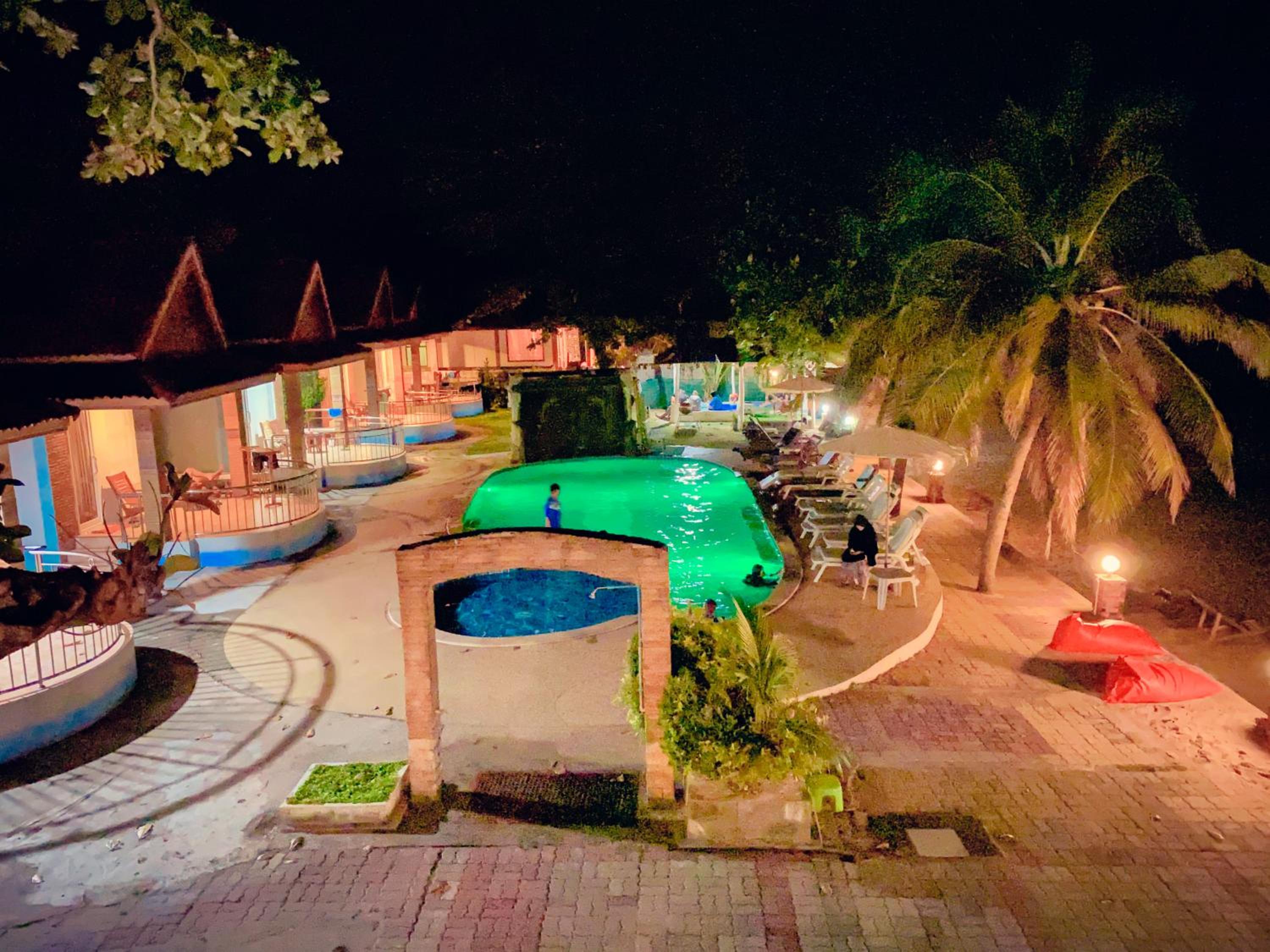 Lanta Paradise Beach Resort