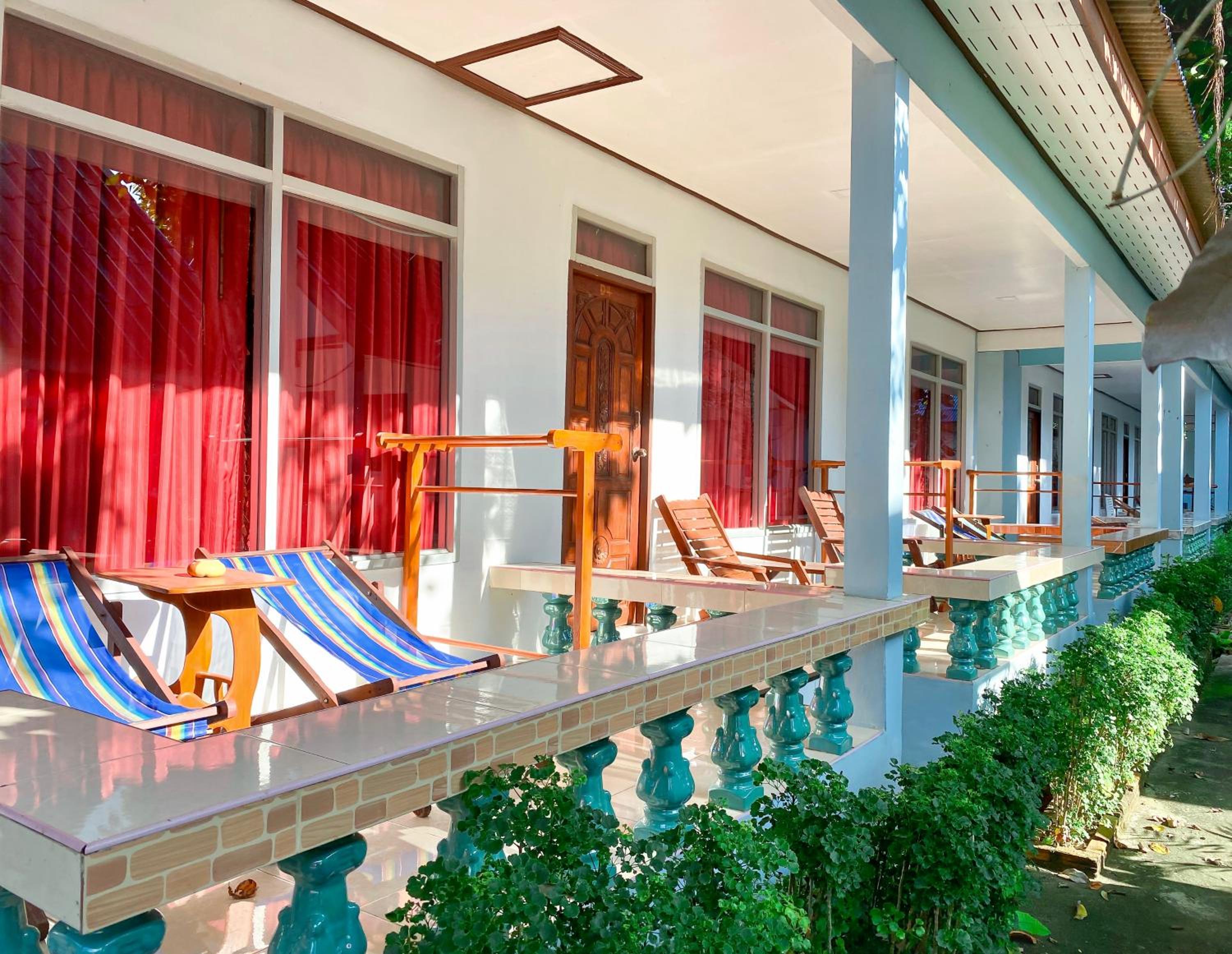 Lanta Paradise Beach Resort