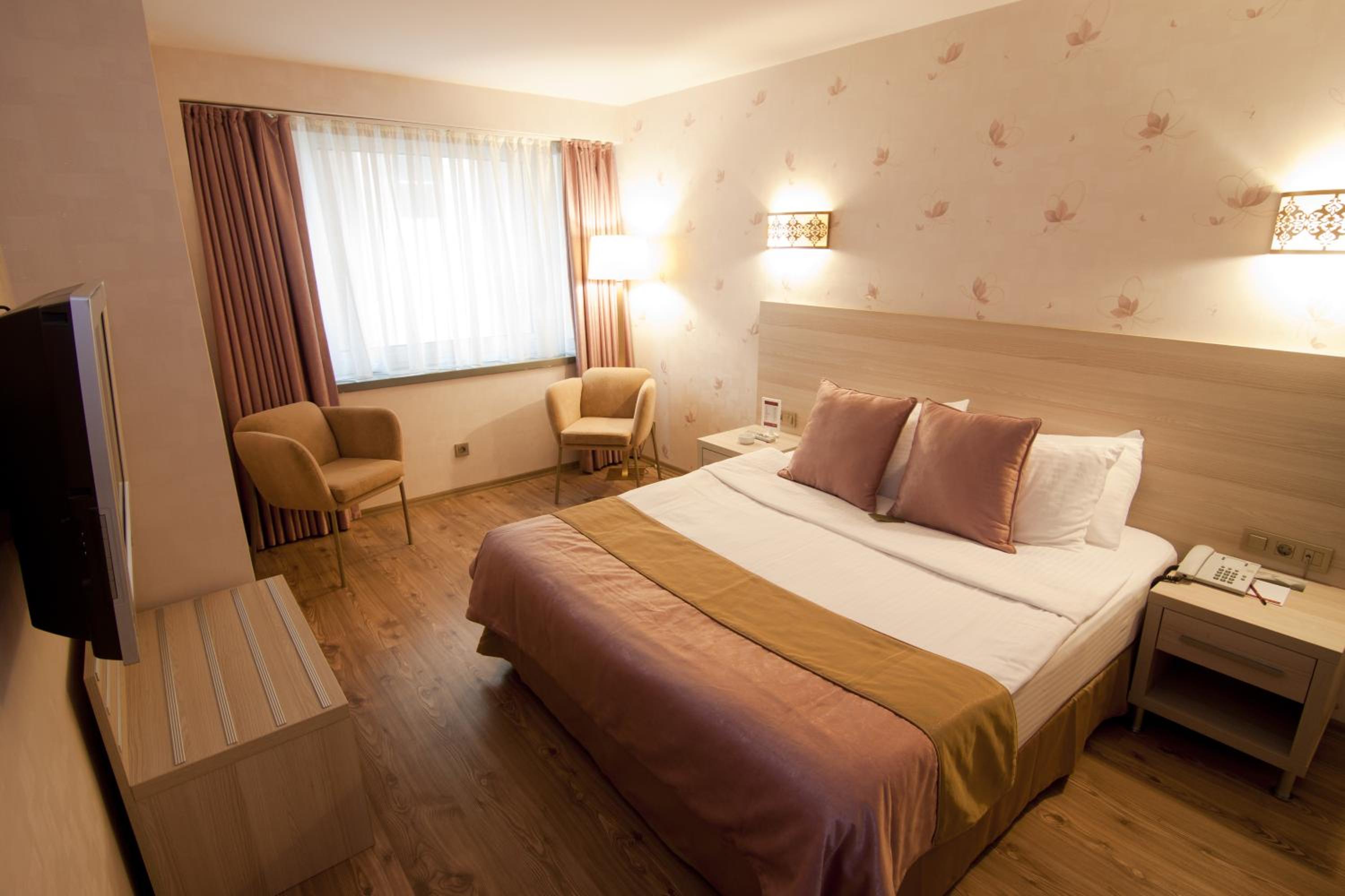 Ramada by Wyndham Ankara - Image 41