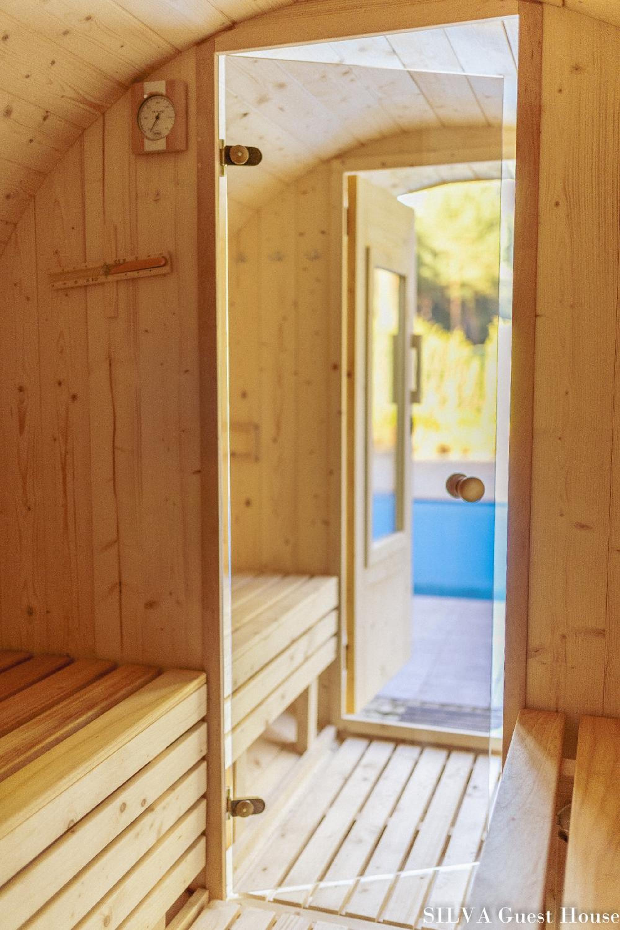 SILVA Guest House - dom wczasowy, tenis, basen, balia i sauna view 2