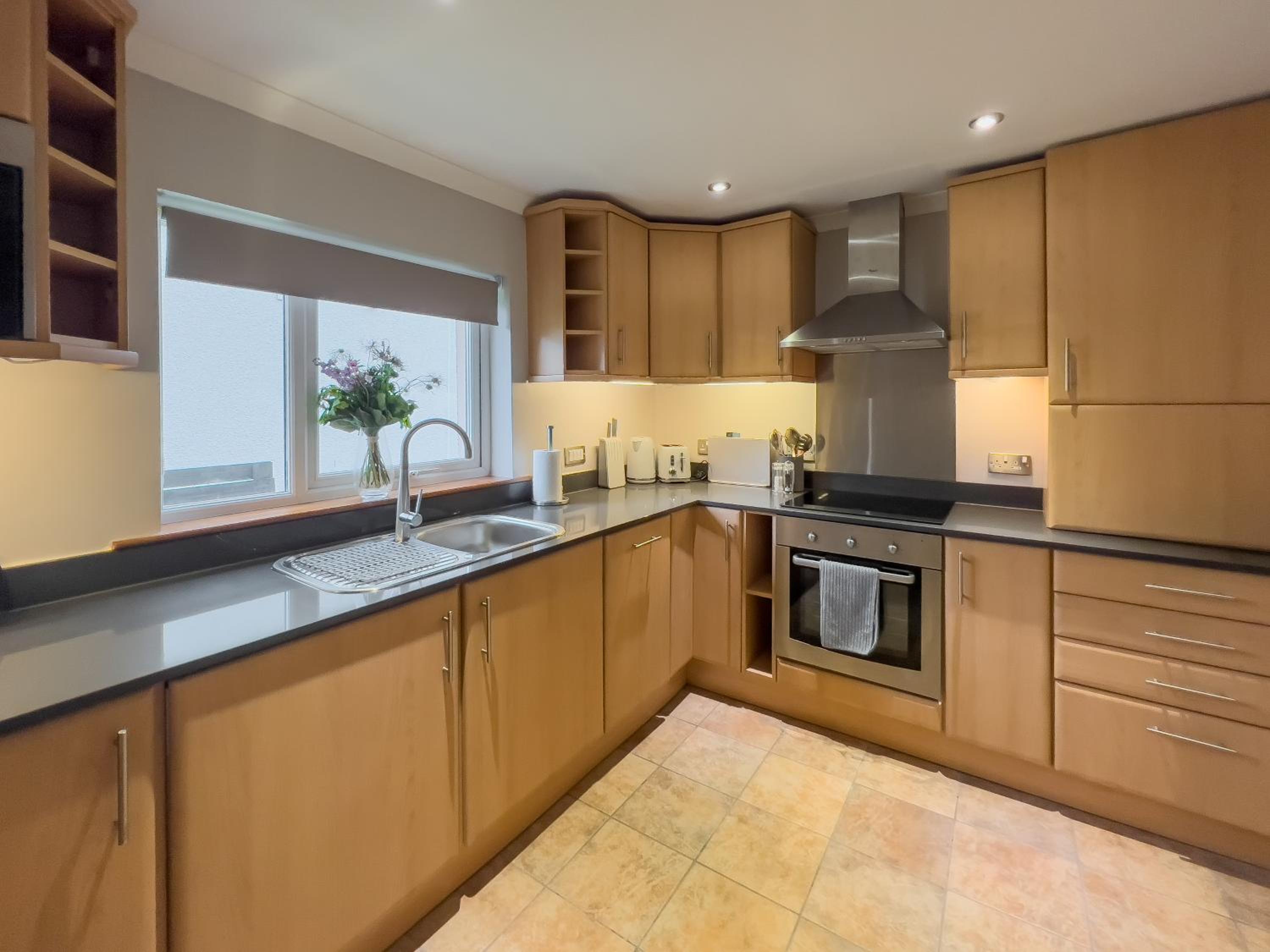 Luxury Pitlochry Retreat- Cairngorms Ntl Park Gateway view 4