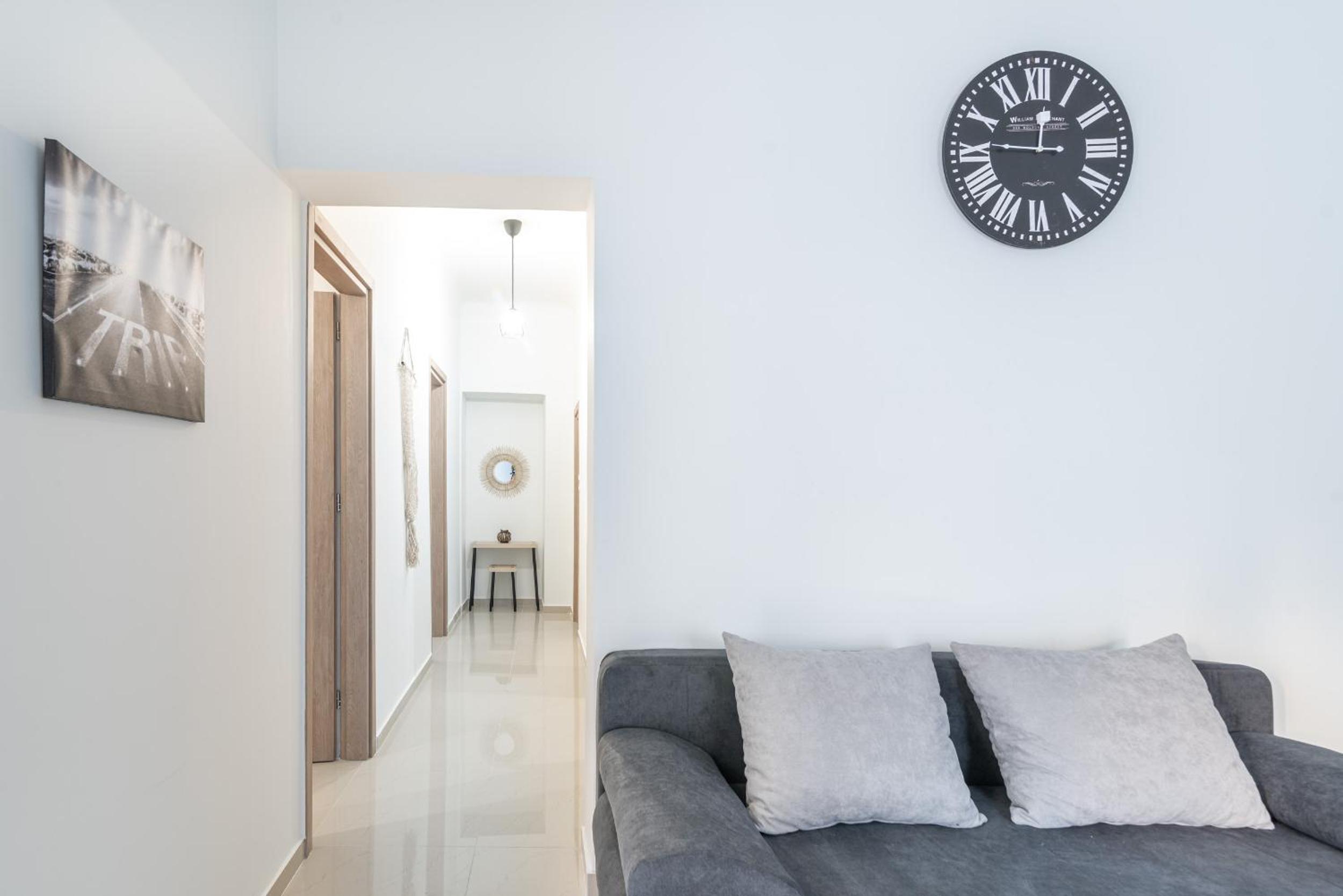 Blue Riviera villas & suites - Alimos 2