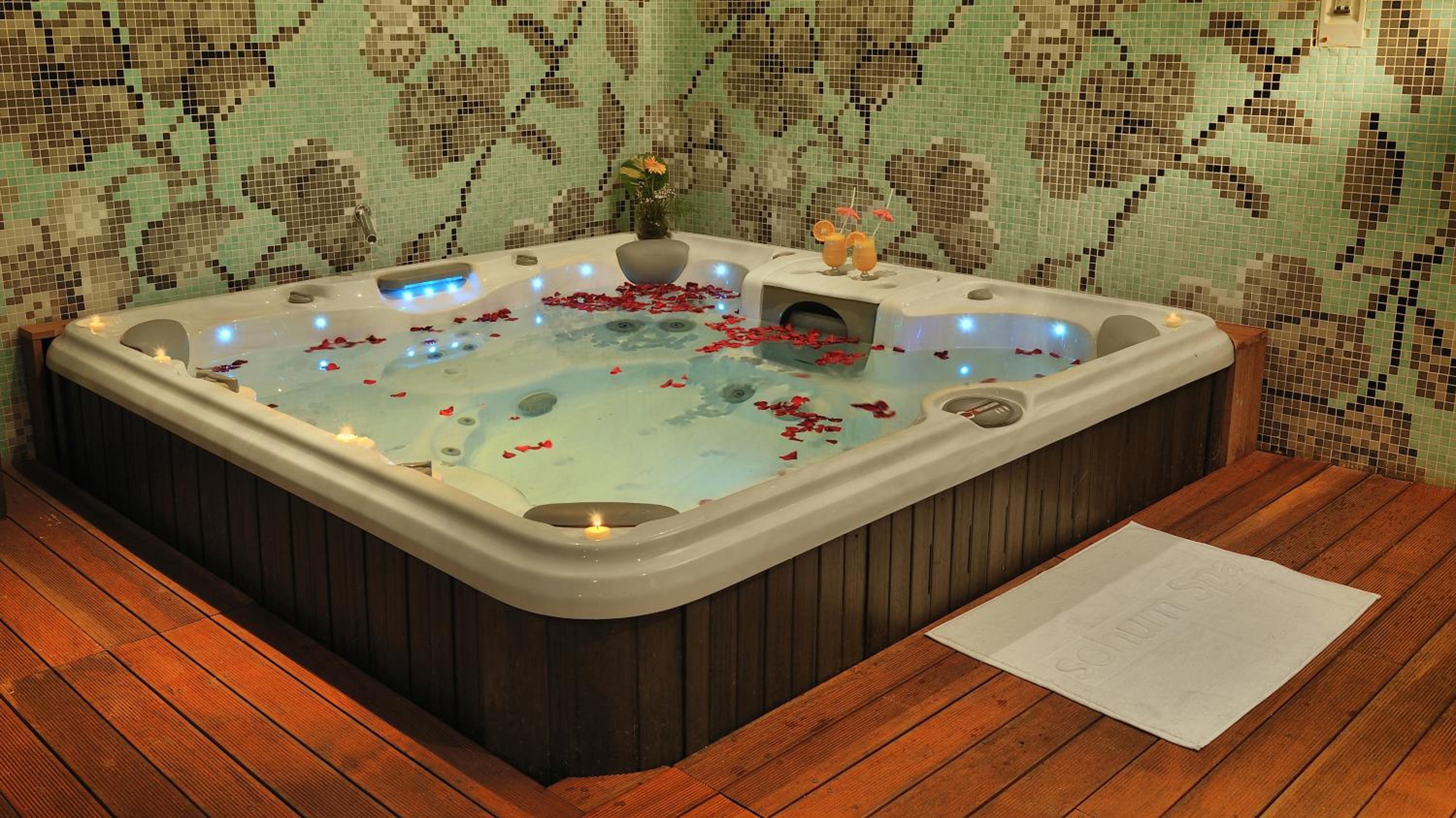 Madhubhan Resort & Spa