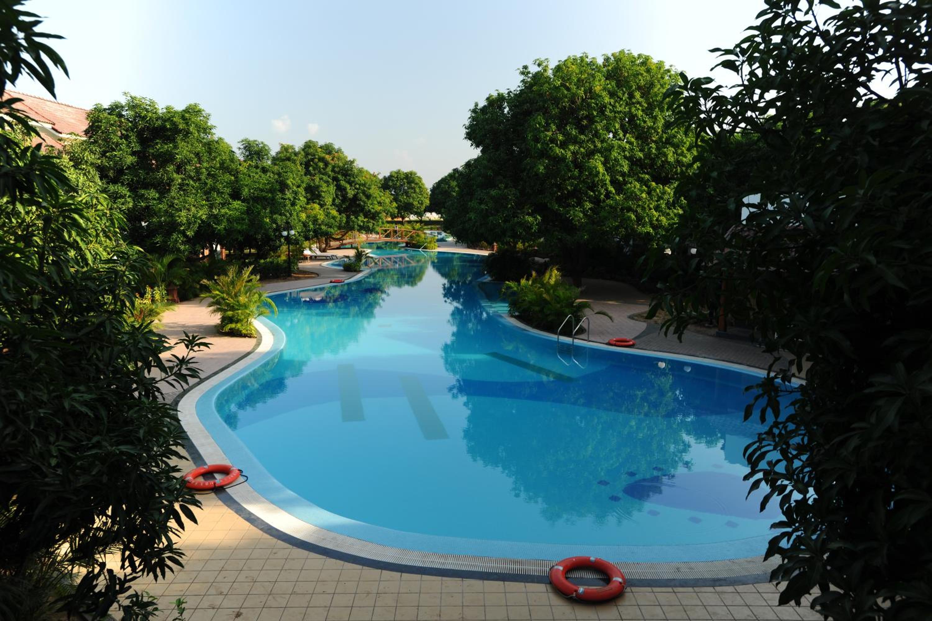 Madhubhan Resort & Spa
