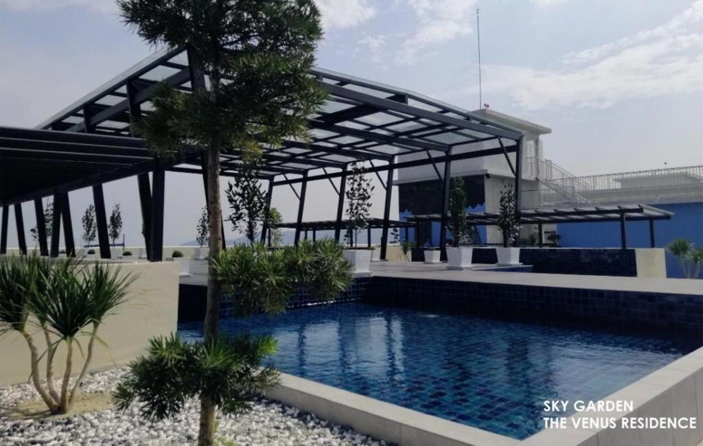 Venus Hollywood Homestay Sitiawan photo 7