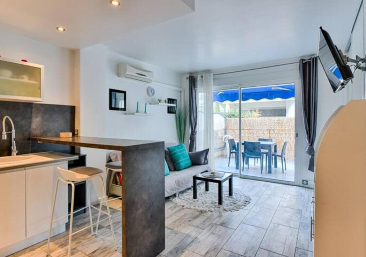 Cannes proche plage, beau studio avec terrasse photo 2