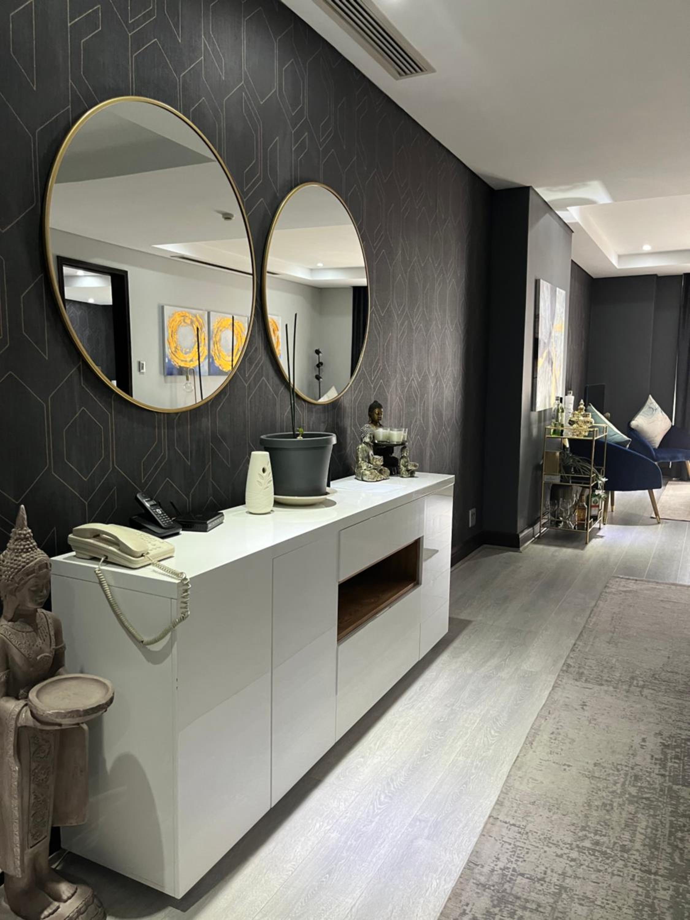 Johannesburg Vacations - Luxury Apartment - Michelangelo Towers - Property Image 48