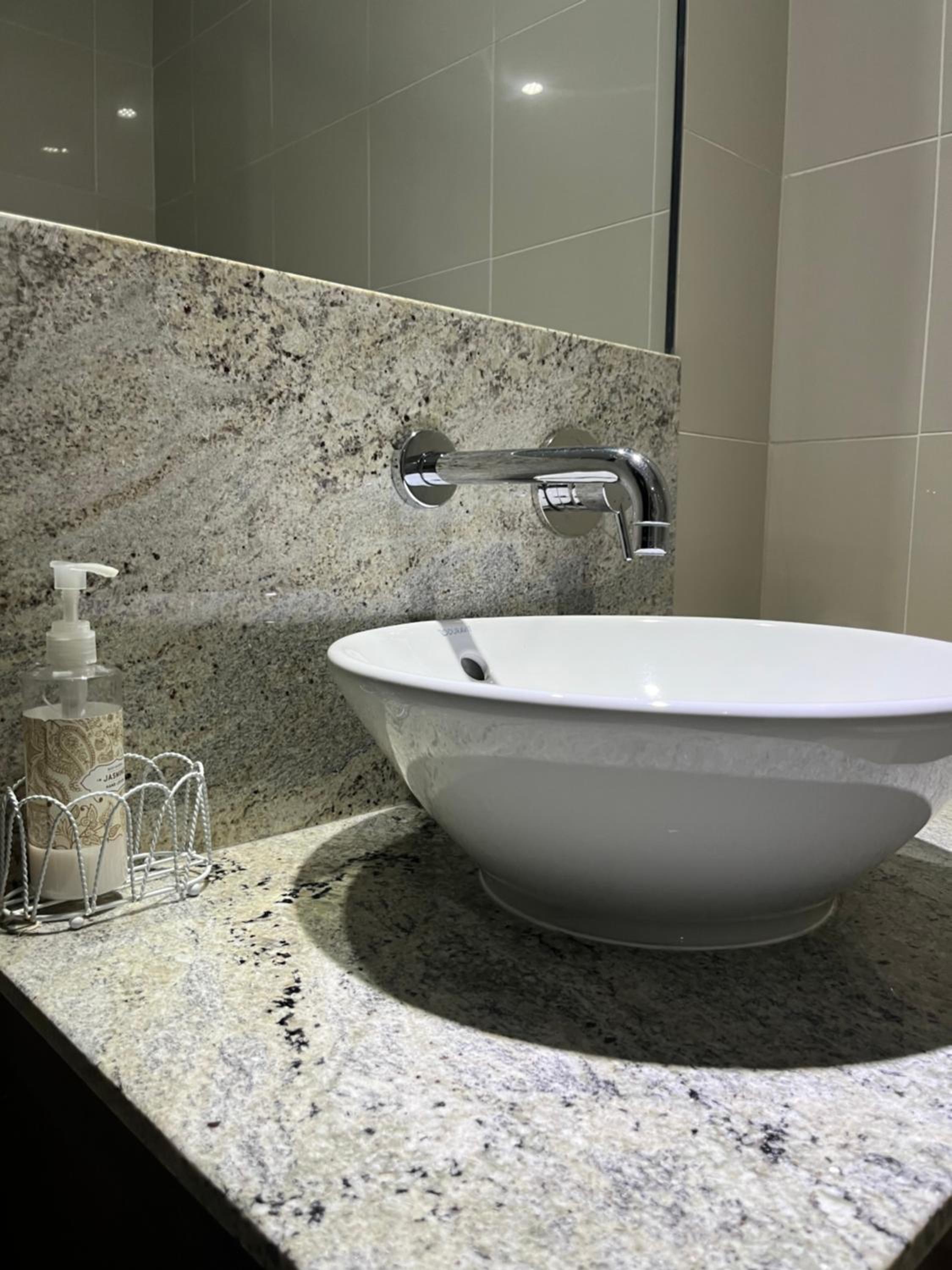 Johannesburg Vacations - Luxury Apartment - Michelangelo Towers - Property Image 38
