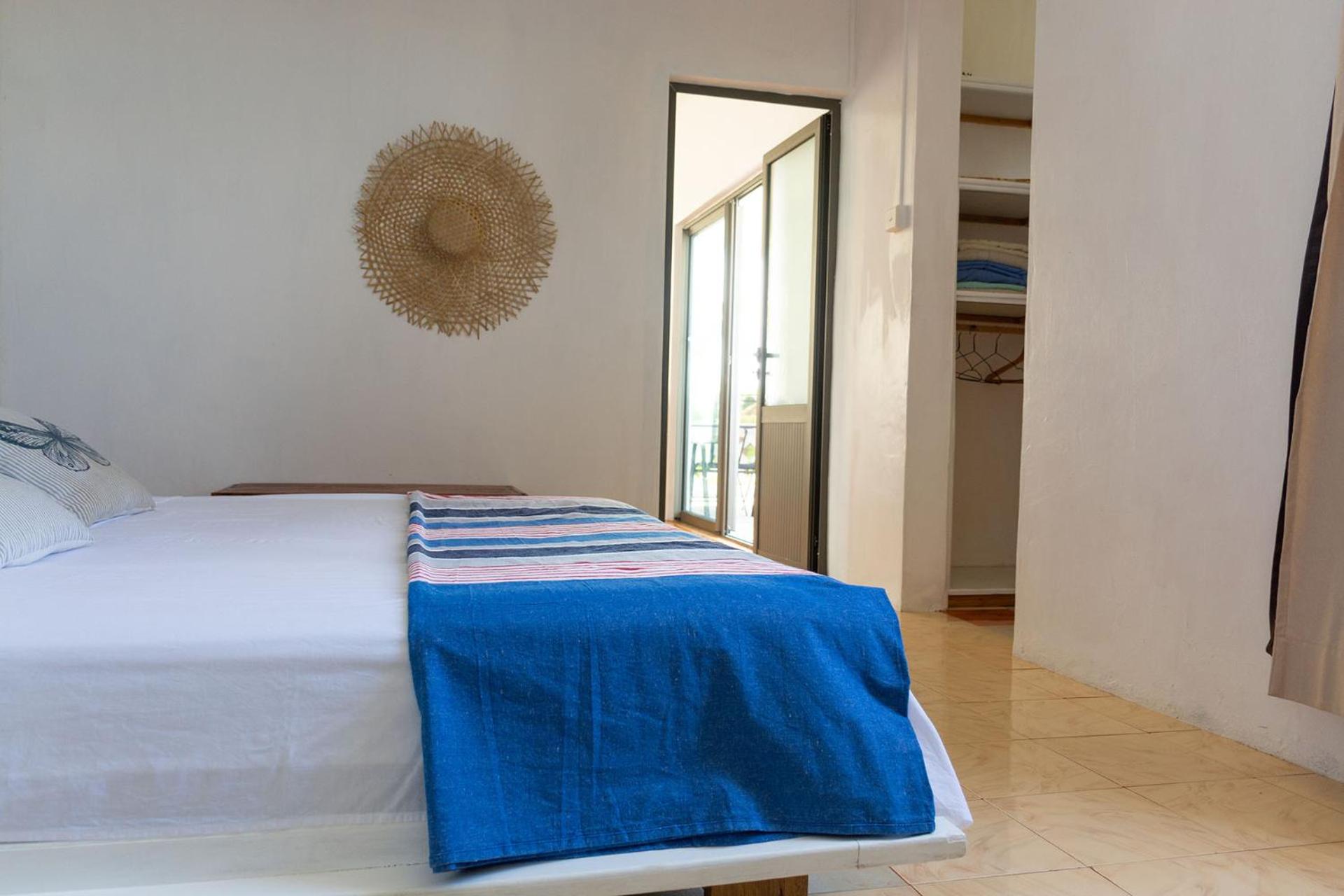 Eagles Nest Residence - Apartment 2 view 2