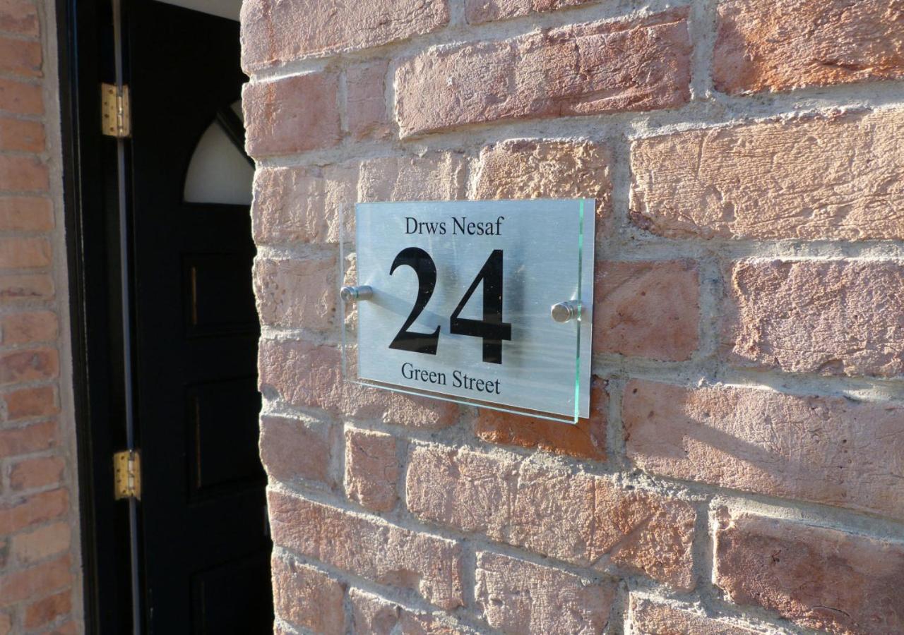 3 Bed in Cardiff oc-bow188