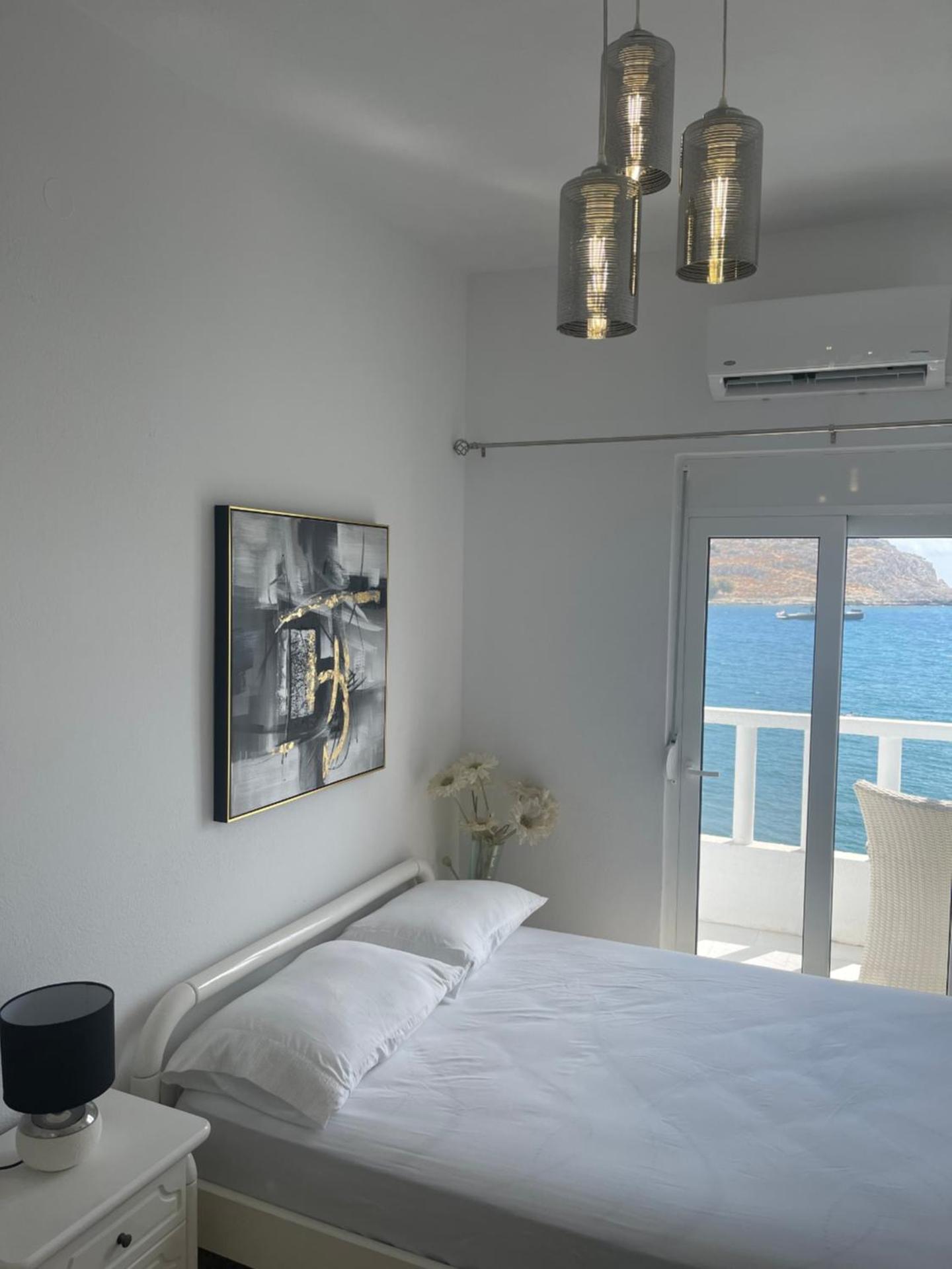 VILLA BLANCA