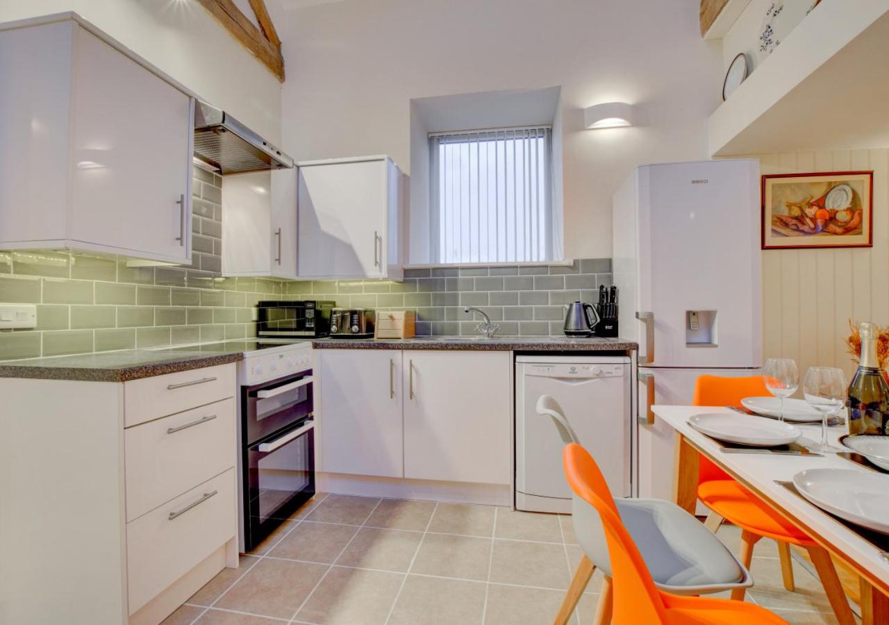 3 Bed in Machynlleth oc-bow91 view 2