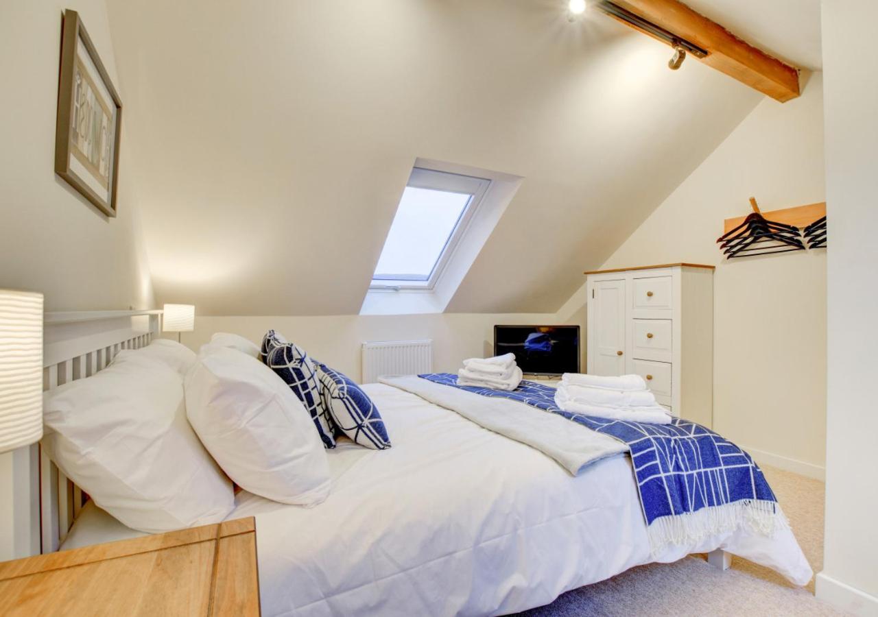 3 Bed in Machynlleth oc-bow91 view 5