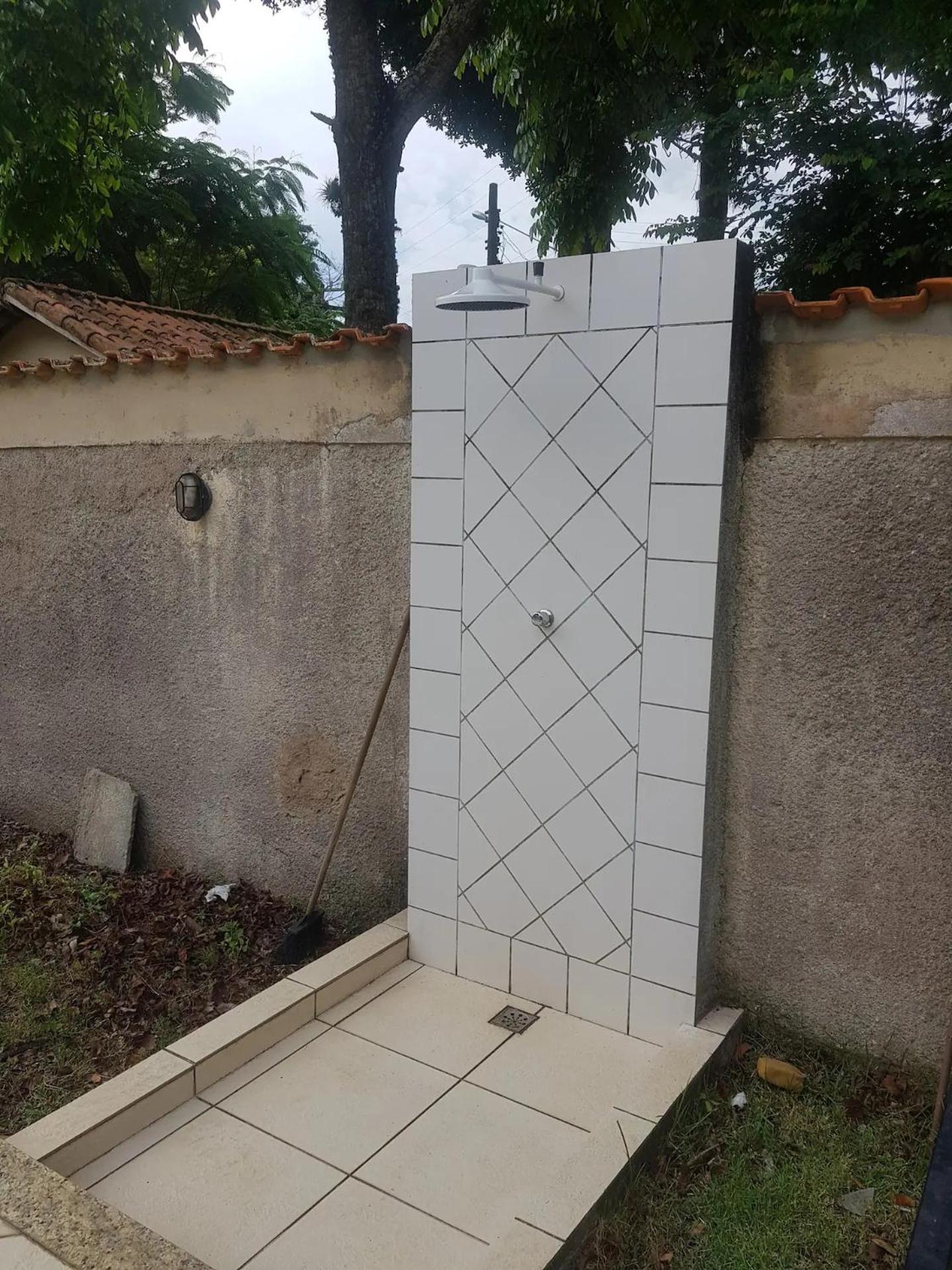 Belissima casa em Itauna a 300 metros da praia