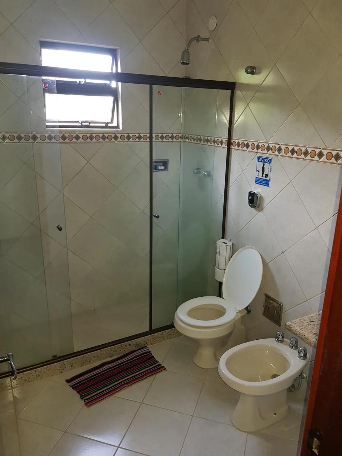Belissima casa em Itauna a 300 metros da praia
