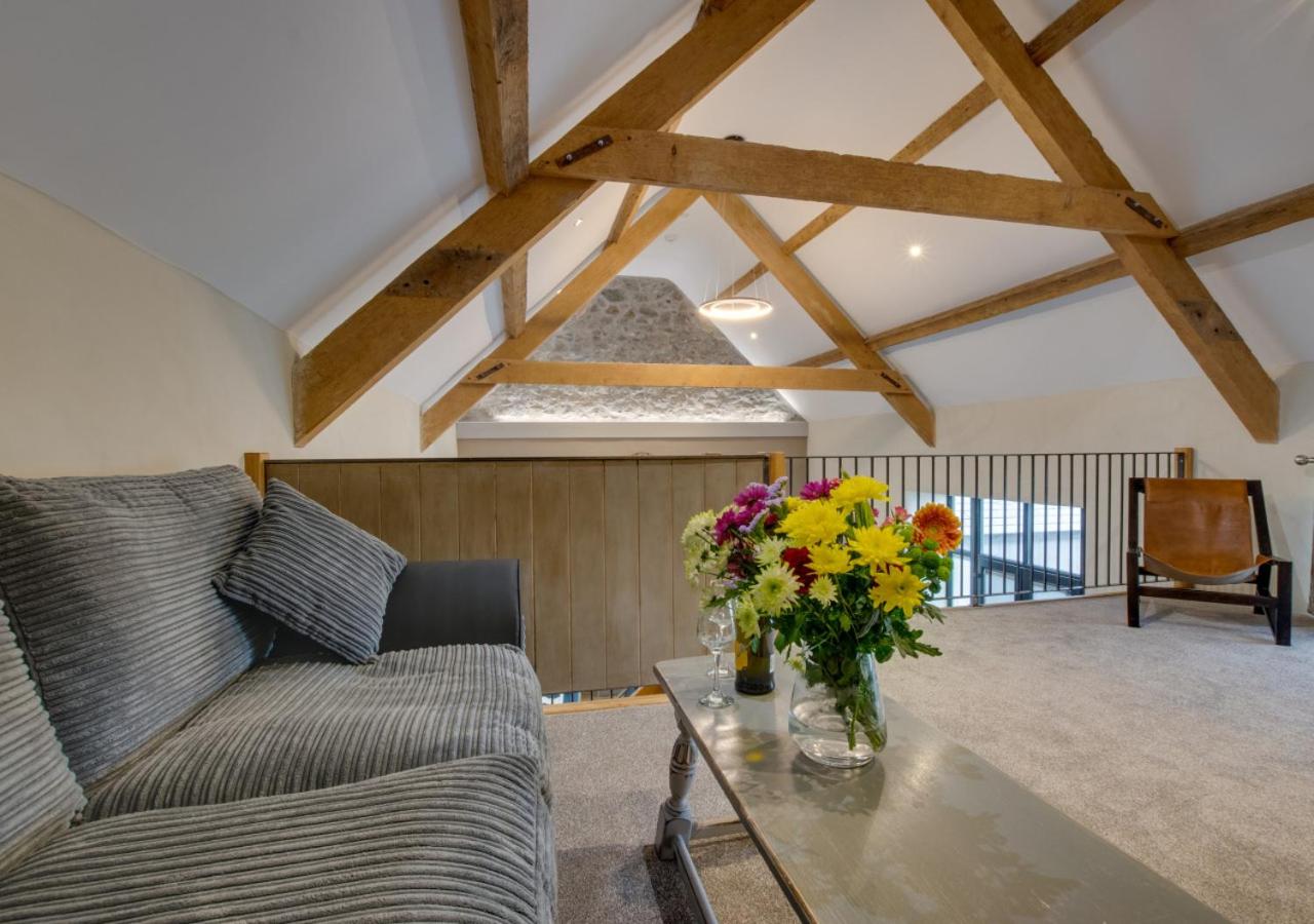 2 Bed in Aberdaron oc-bow86