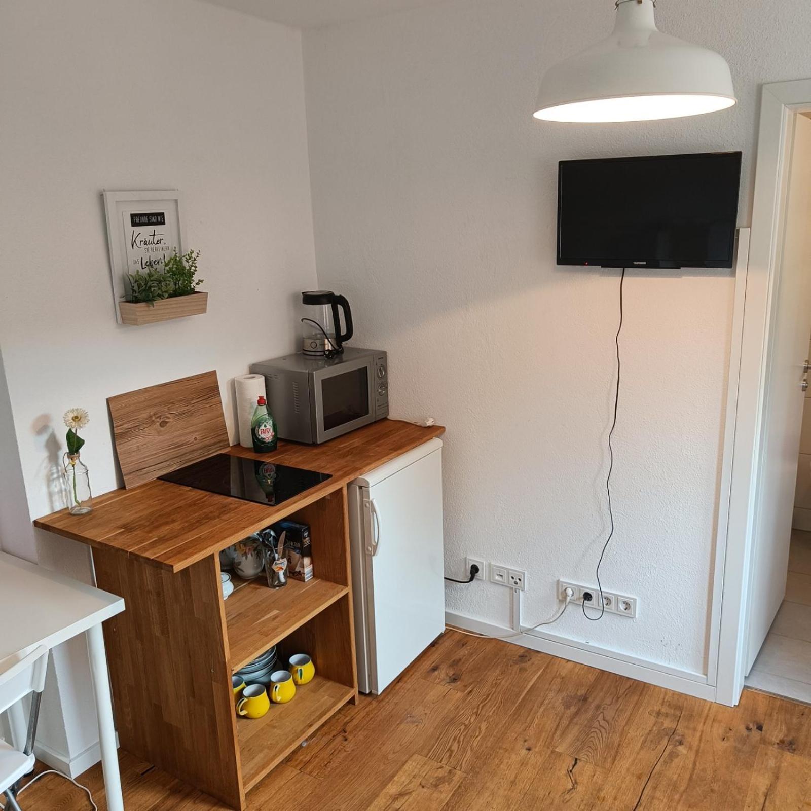 Apartments & möblierte Zimmer in Kahl am Main, Self-Check-In, W-Lan, Küchenzeile für Selbstversorgung, PKW-Platz
