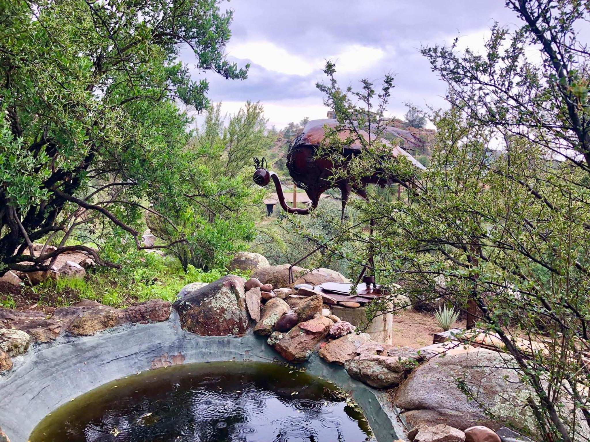 Prescott Vacations - NEW Feather Your Nest King bed Casita, Balcony/BBQ, Amazing views great Location! Dog friendly - Property Image 10