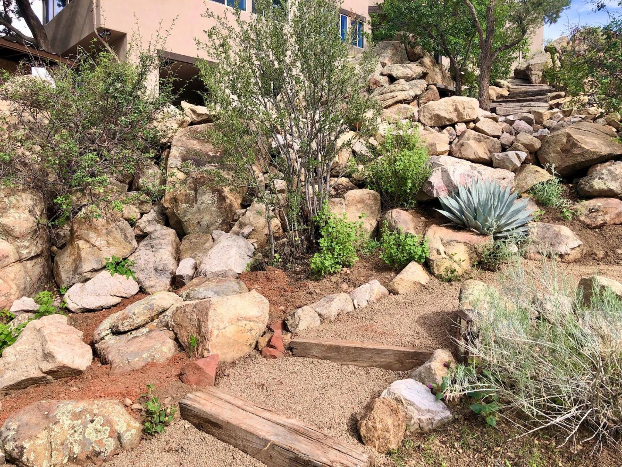 Prescott Vacations - NEW Feather Your Nest King bed Casita, Balcony/BBQ, Amazing views great Location! Dog friendly - Property Image 27