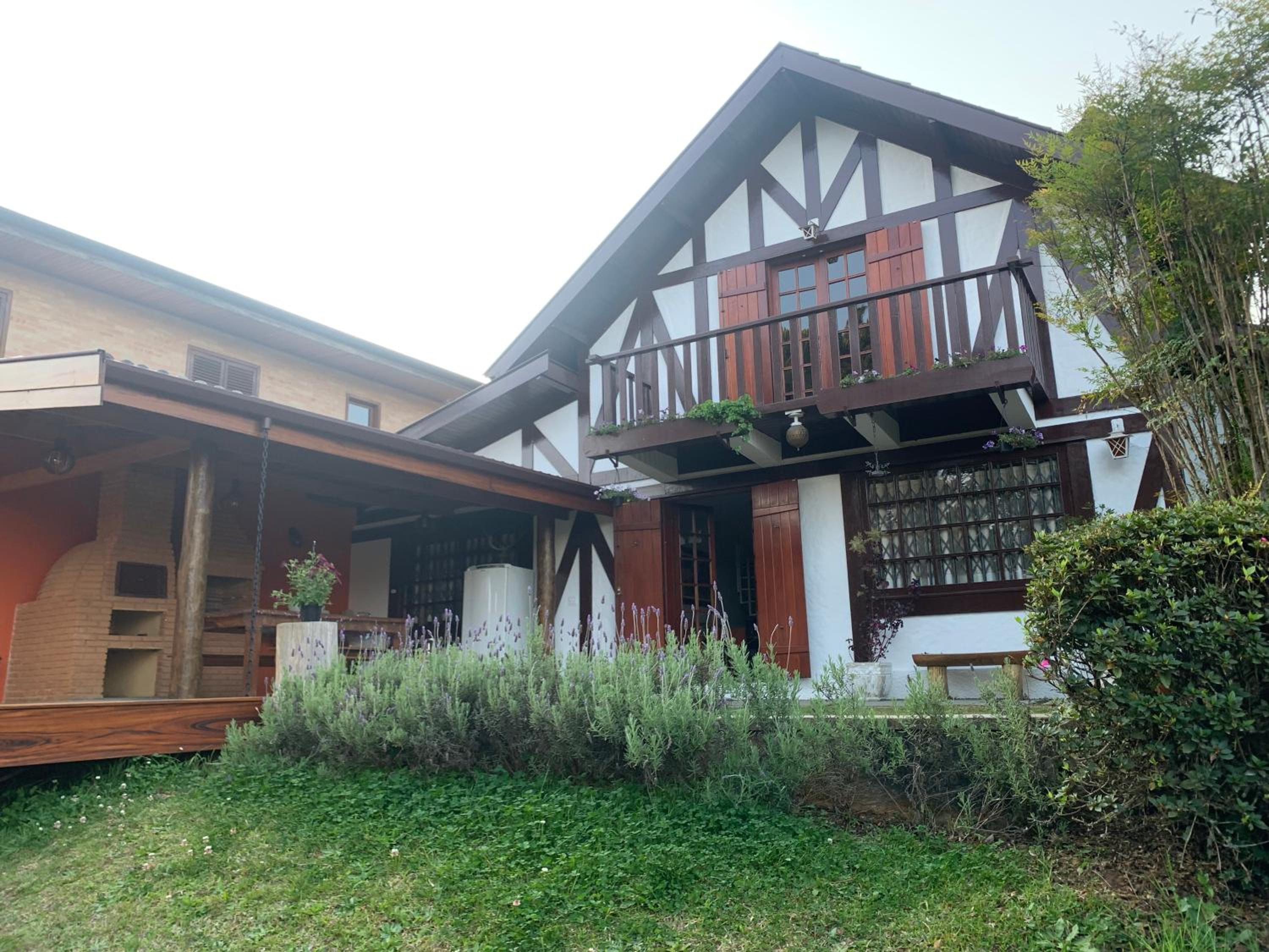 Linda Casa! Aconchegante e com ótima localização