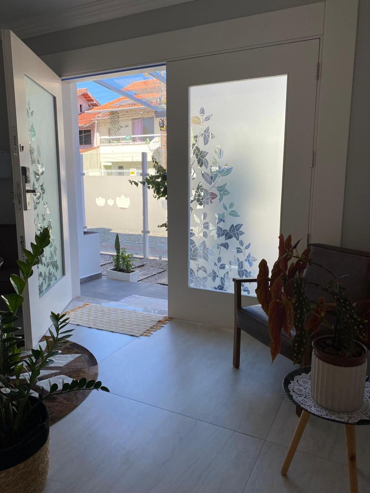 Bouganville Guest House BC